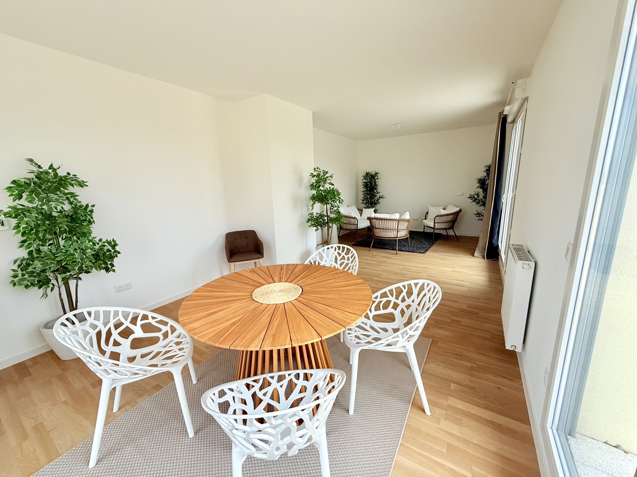 GRADIGNAN - Dernier étage - T4 d'exception avec terrasse de 70m2 — photo 3