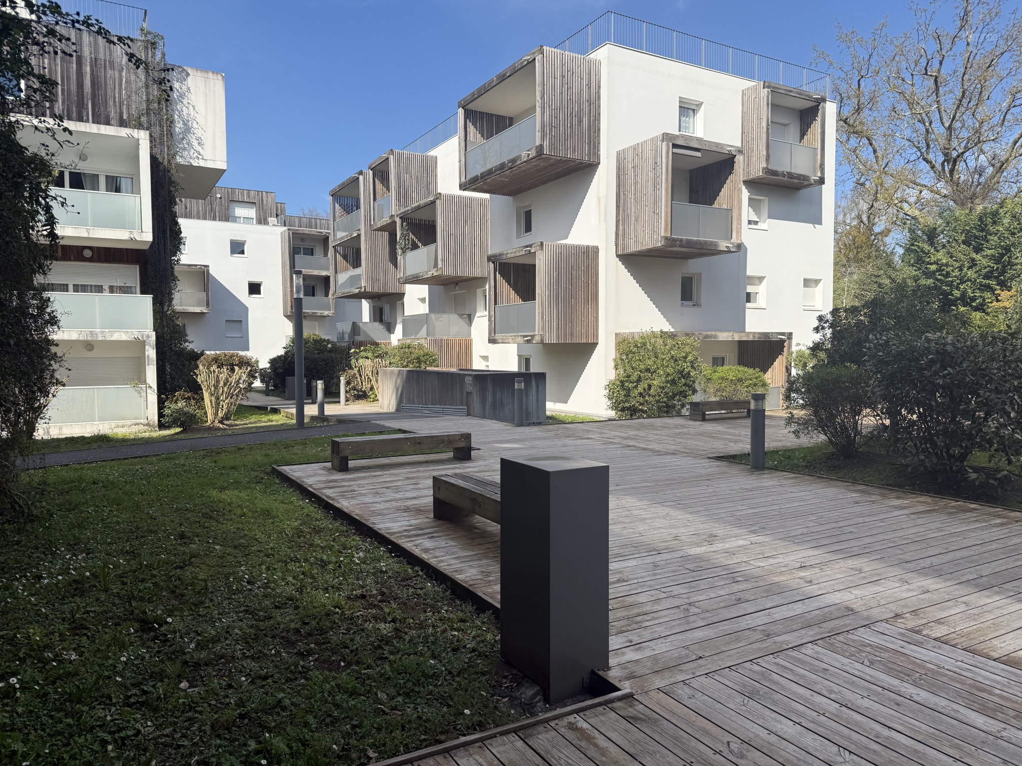 PESSAC PROCHE CENTRE - T3 avec terrasse plein sud et parking - dernier étage! — photo 5