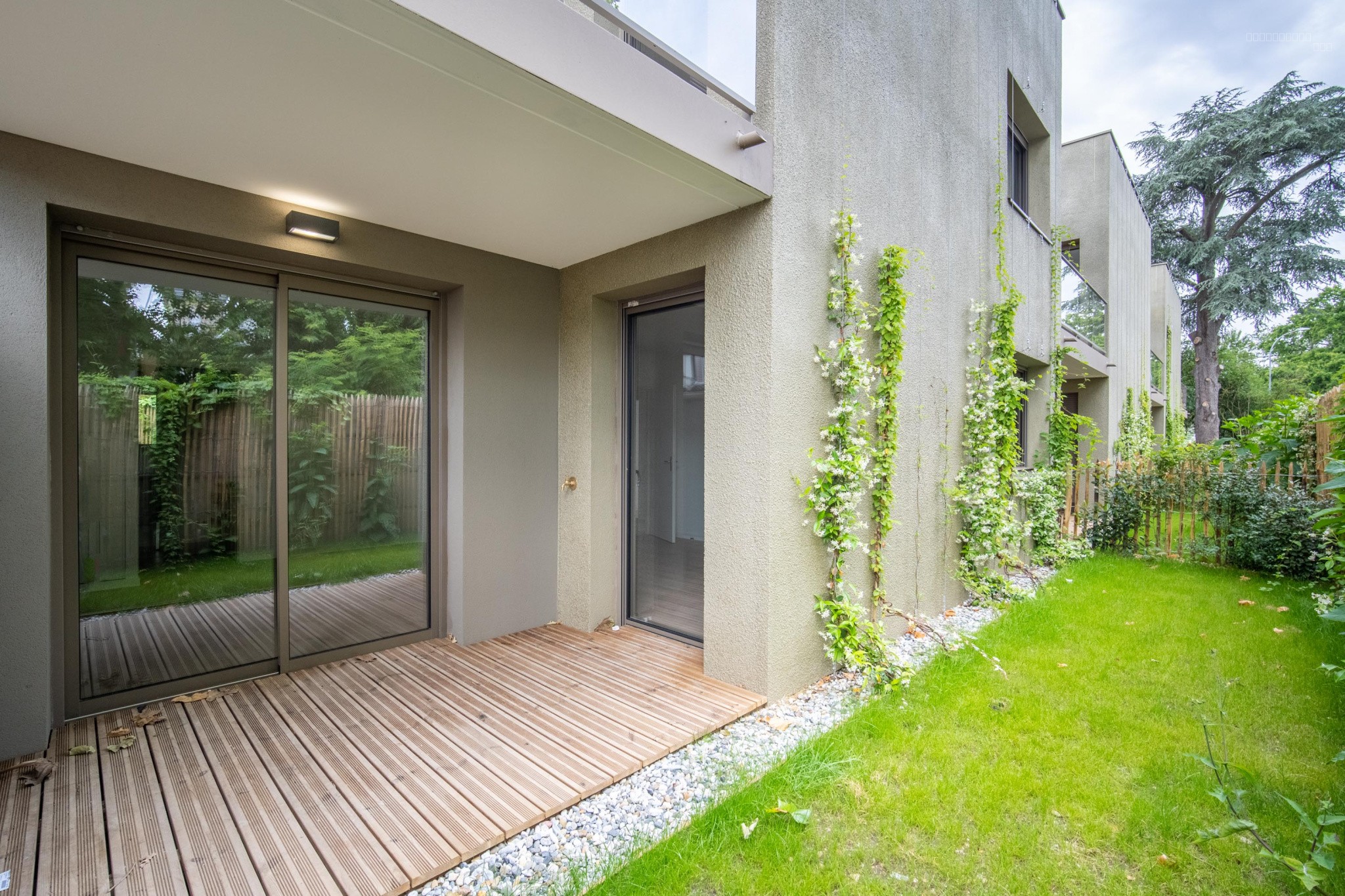 TALENCE - Superbe appartement T4 de 98m2 avec jardin et 2 parking — photo 3