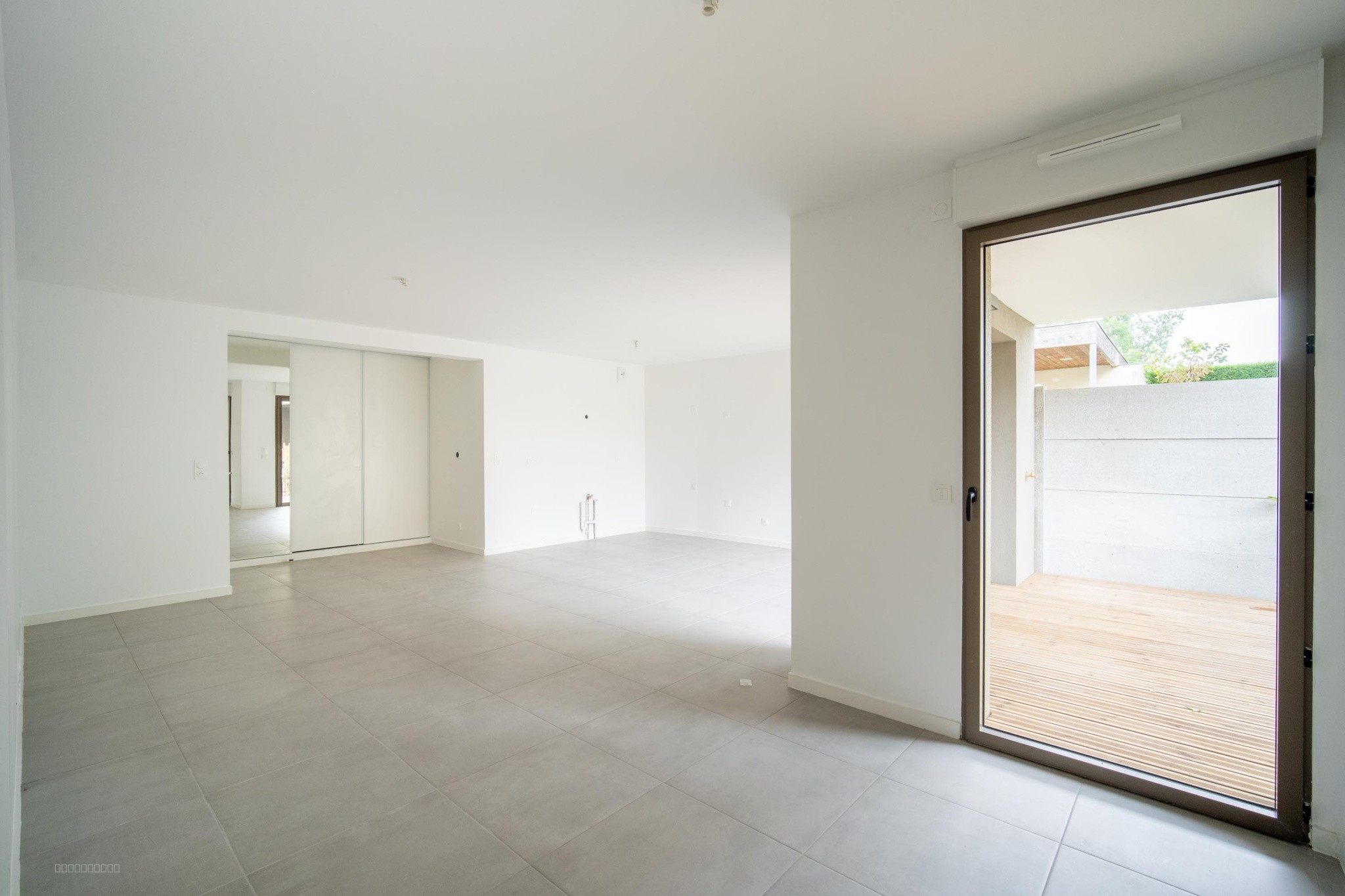 TALENCE - Superbe appartement T4 de 98m2 avec jardin et 2 parking — photo 2