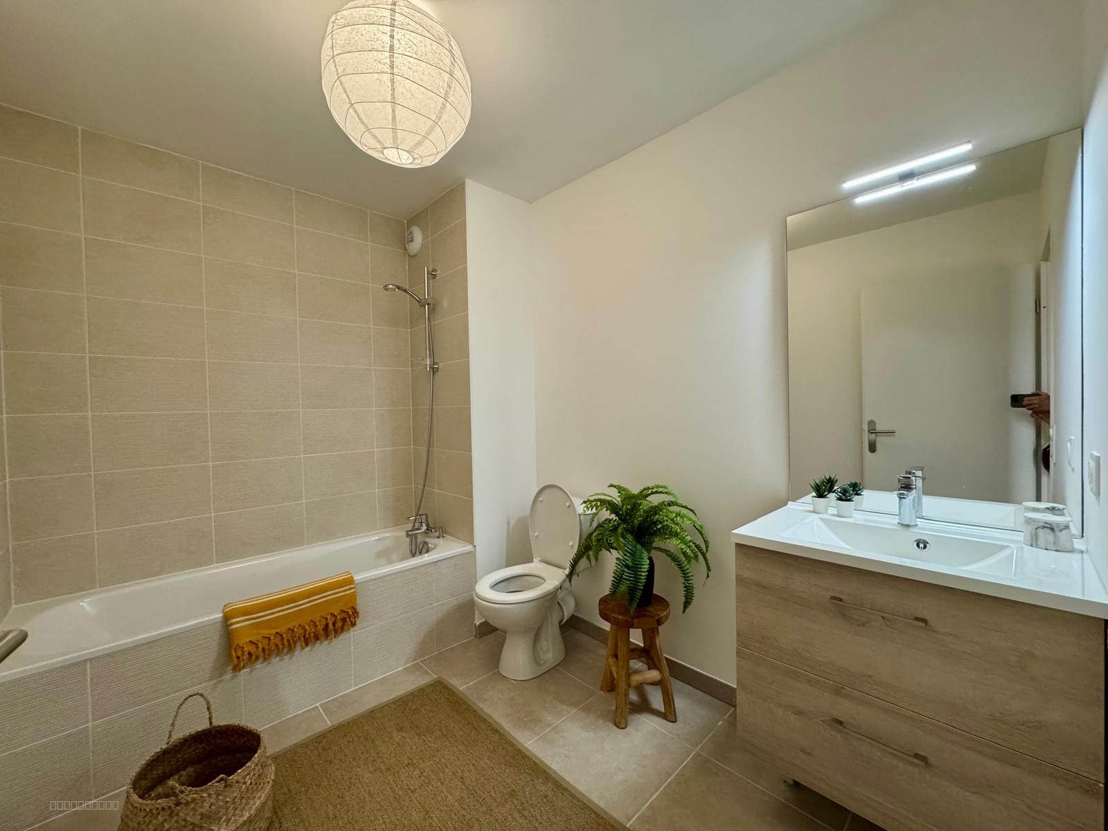 BOUSCAT - Appartement T5 avec magnifique terrasse — photo 6