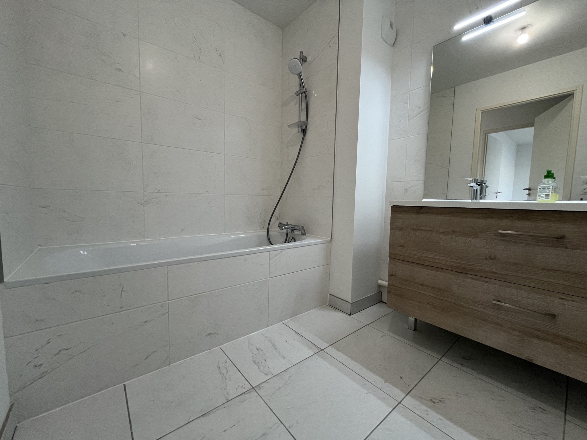 Appartement - 77m2 - 3 pièces + jardin de 54m2 — photo 5