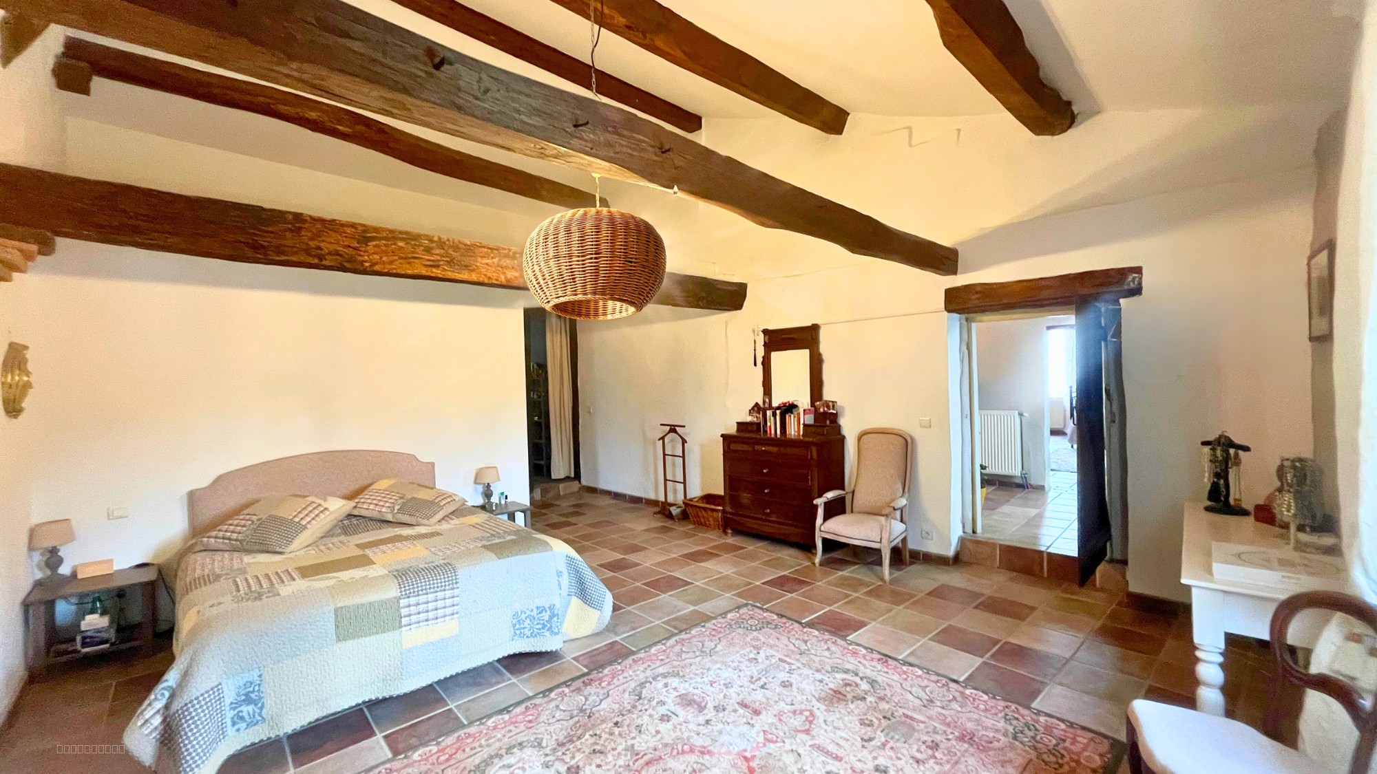 Bâtisse rénovée du XVIIIe siècles avec piscine et chambres d'hôtes — photo 10