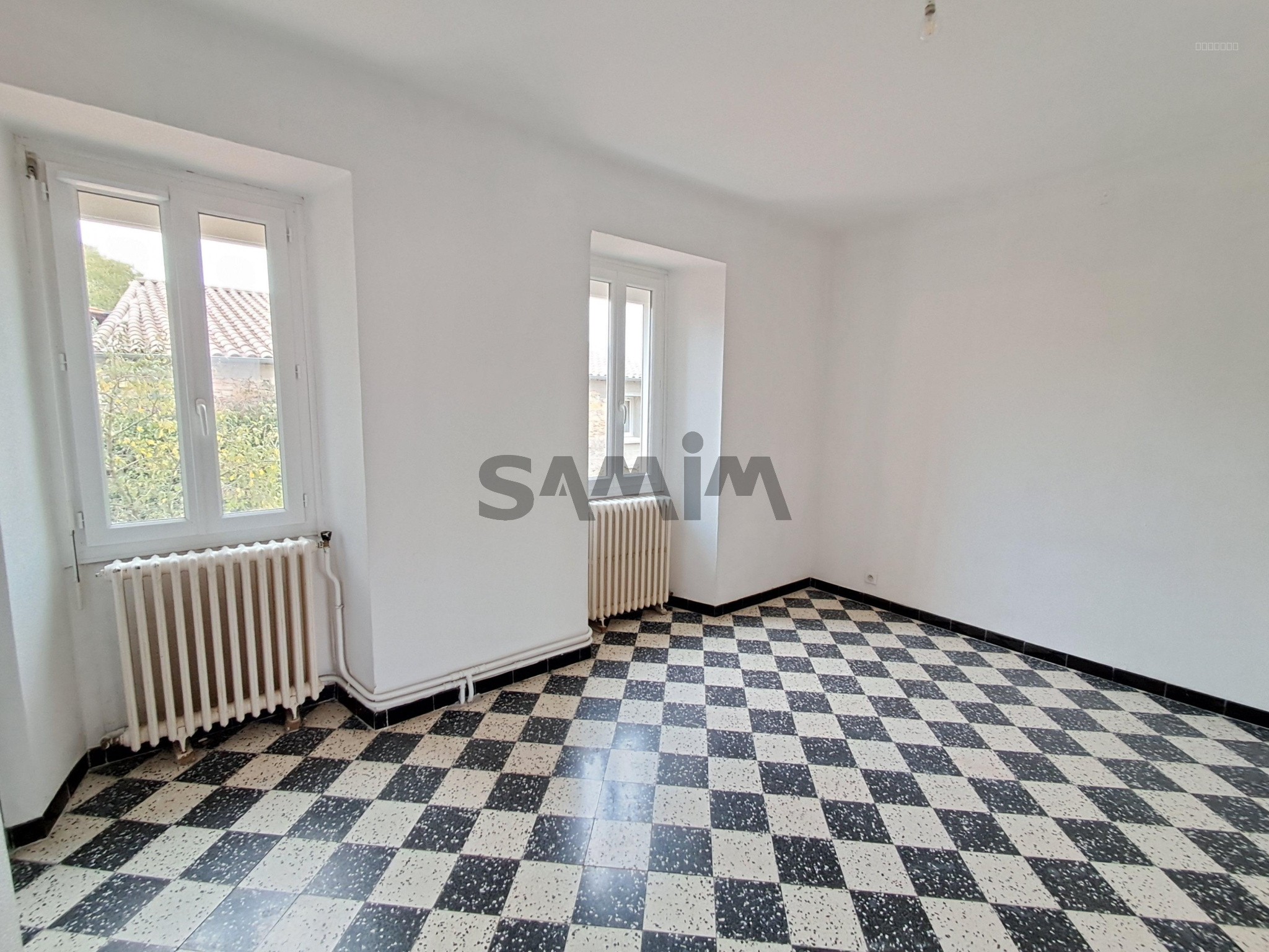 À VENDRE - MAISON DE VILLAGE - SECTEUR SAUVE — photo 3