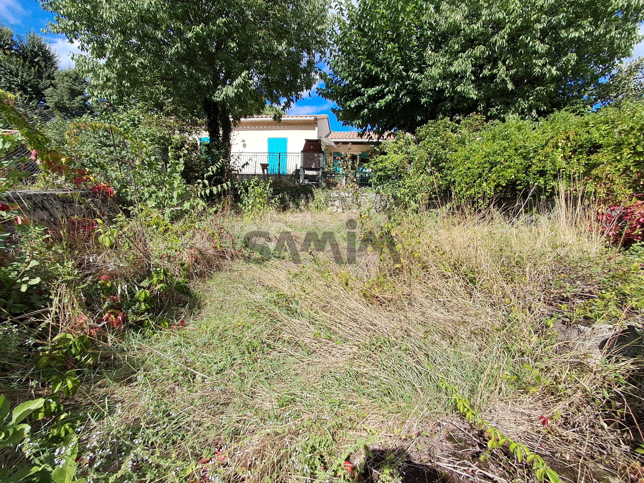 À VENDRE- MAISON DE VILLE AVEC JARDIN- ST HIPPOLYTE DU FORT — photo 1