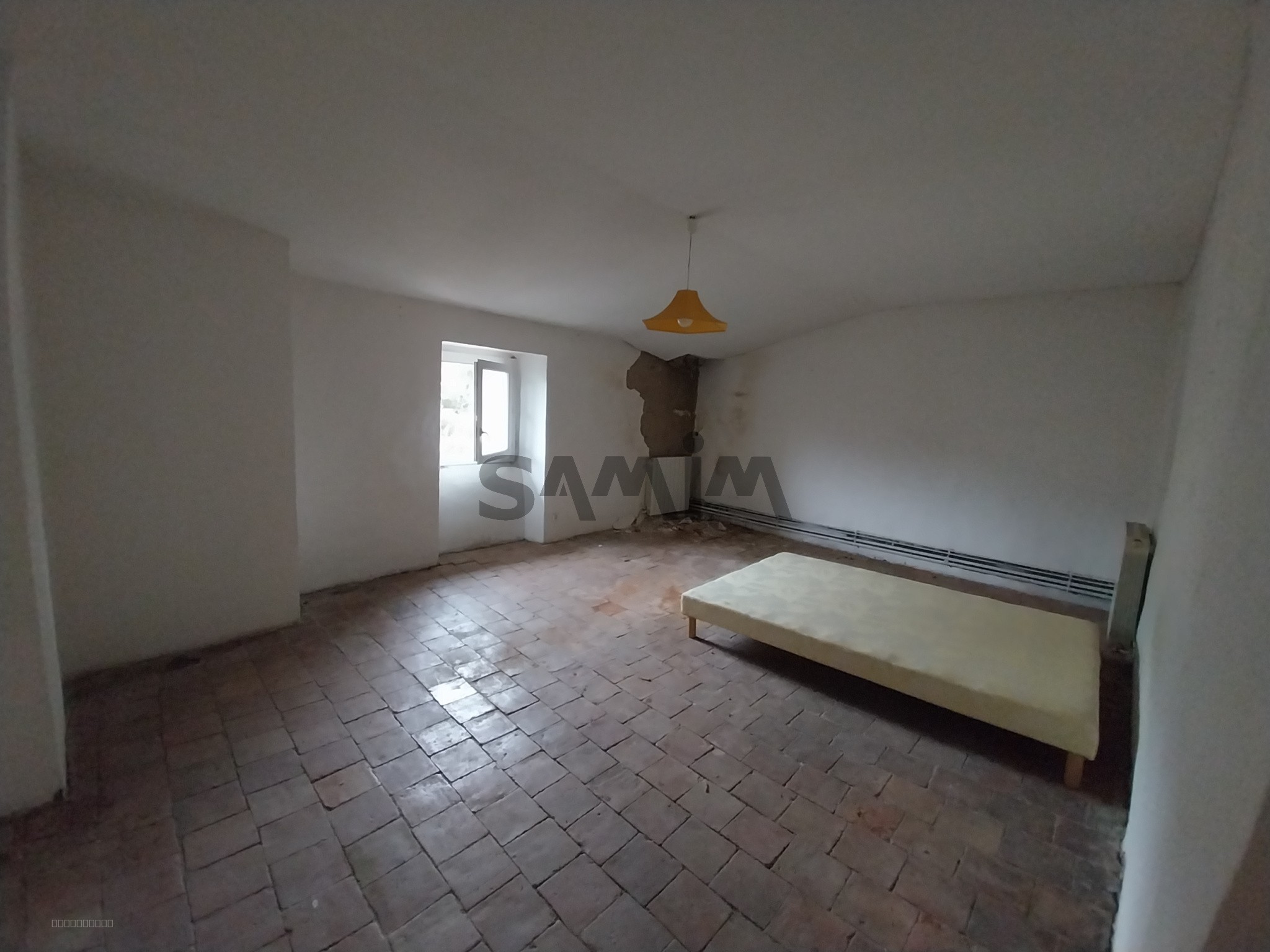 À VENDRE- MAISON DE VILLE AVEC JARDIN- ST HIPPOLYTE DU FORT — photo 8