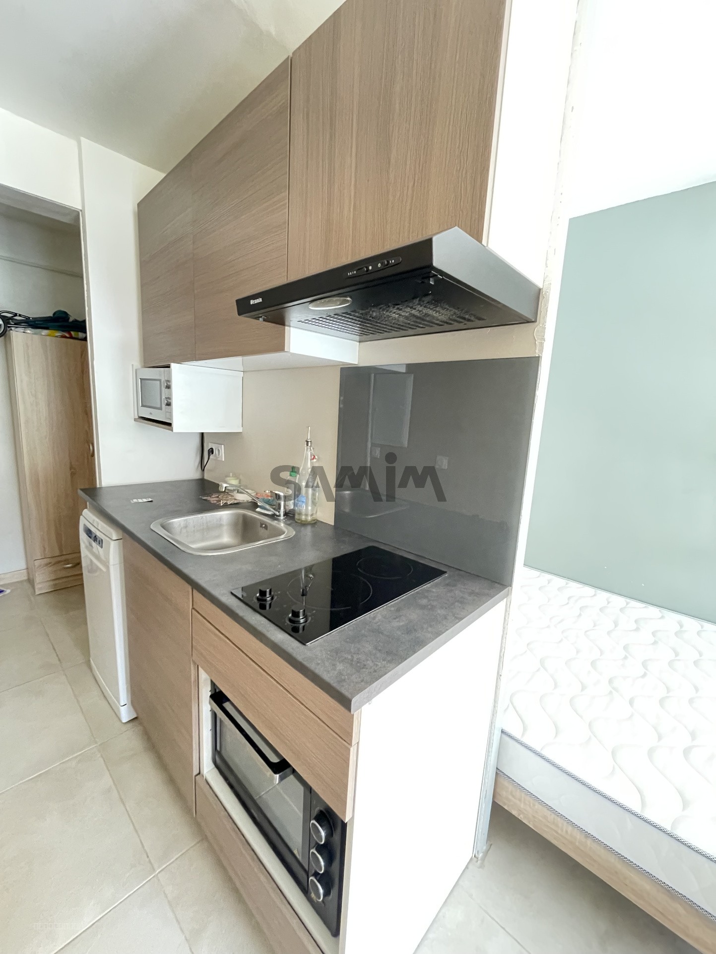 À VENDRE - STUDIO T1 - RIVE DROITE - LE GRAU DU ROI — photo 2