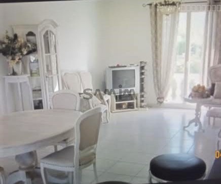 À VENDRE - VILLA T5 DE PLAIN PIED AVEC PISCINE  - CLARENSAC — photo 9