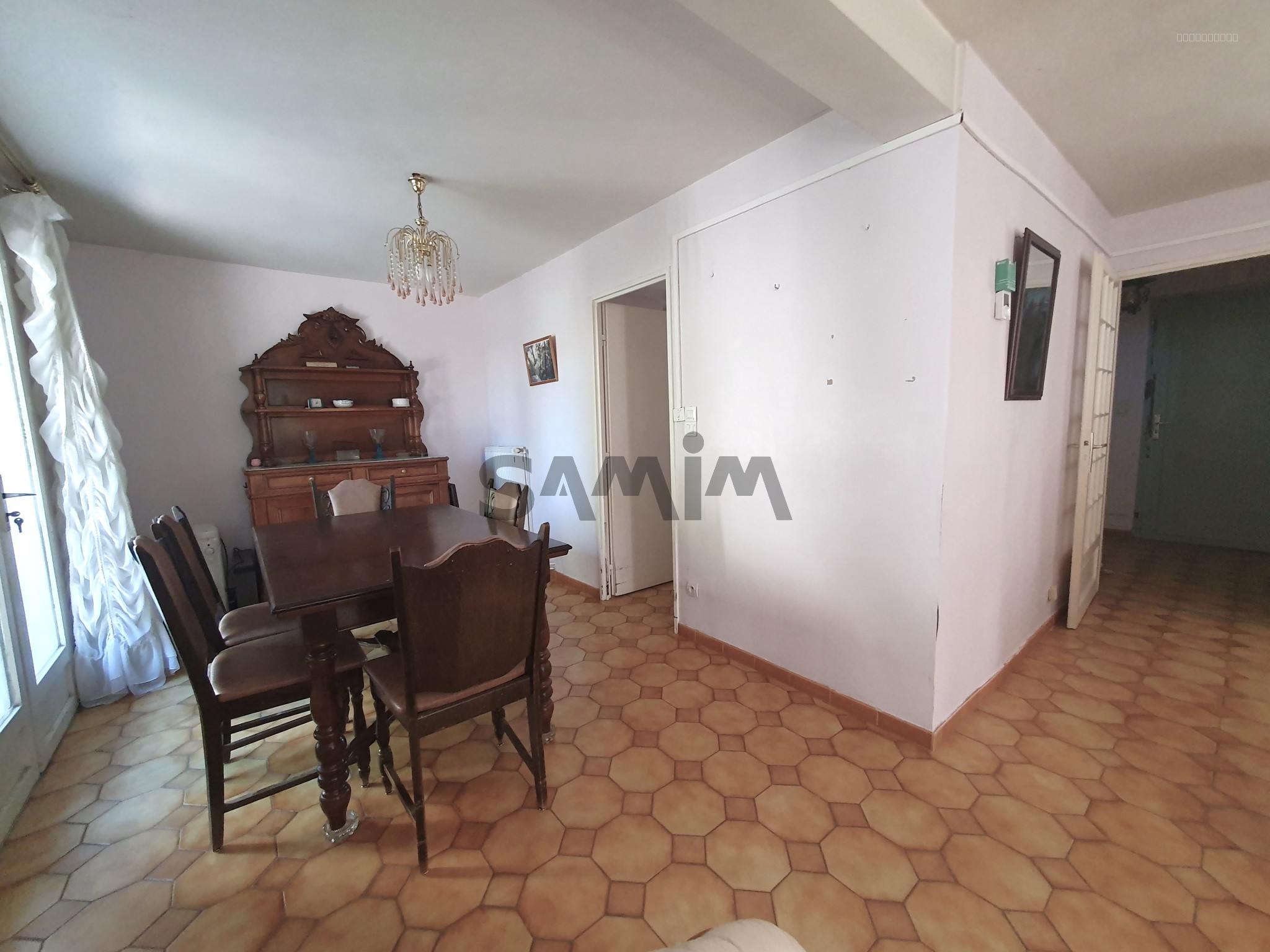 À VENDRE - VILLA T6 A RENOVER - CLARENSAC — photo 3