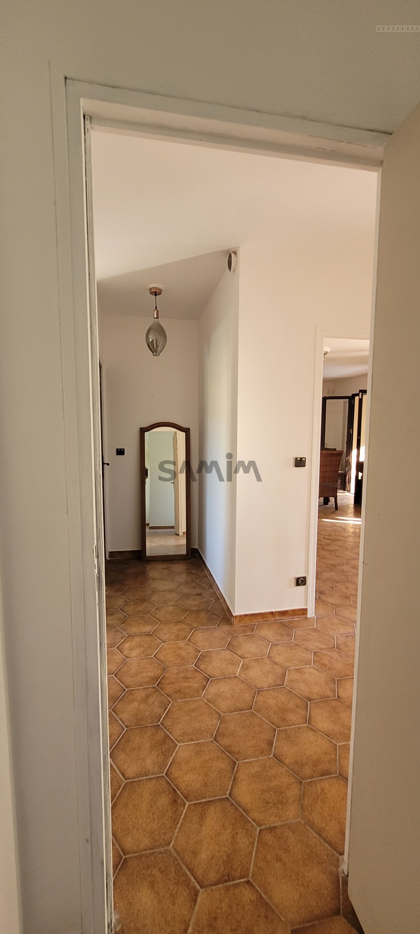 A VENDRE - VILLA PLAIN PIED SUR JARDIN ARBORÉ - LANGLADE — photo 15