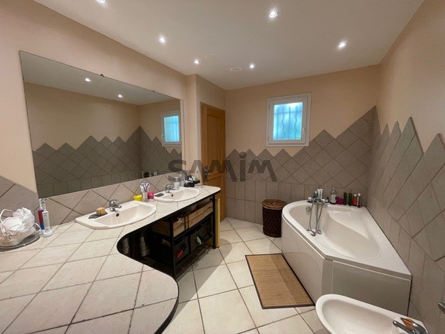 A VENDRE  SECTEUR QUISSAC  VILLA PLAIN PIED — photo 10