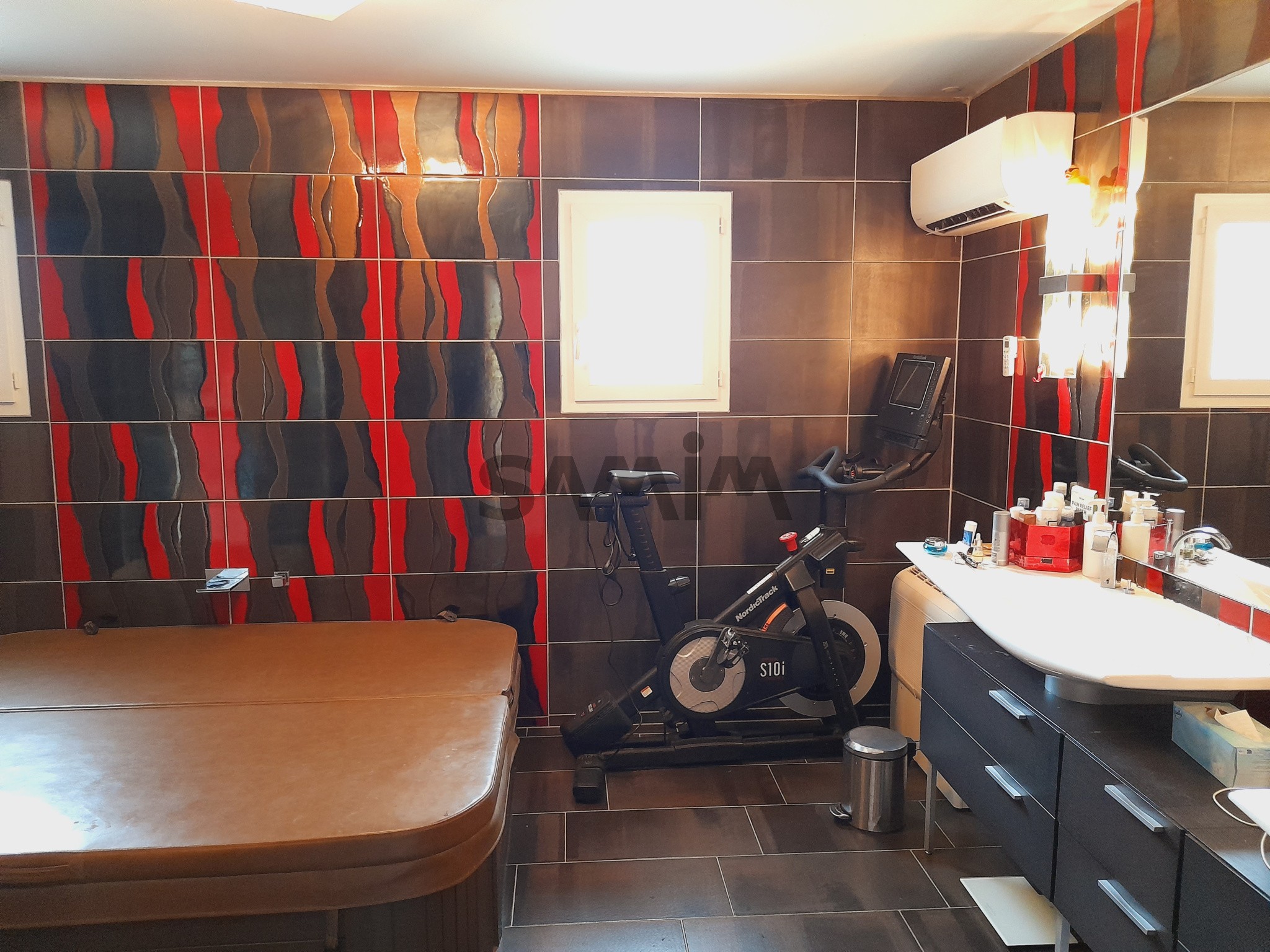 A VENDRE - BELLE VILLA RECENTE AVEC PISCINE ET JARDIN - PROCHE ALES — photo 15