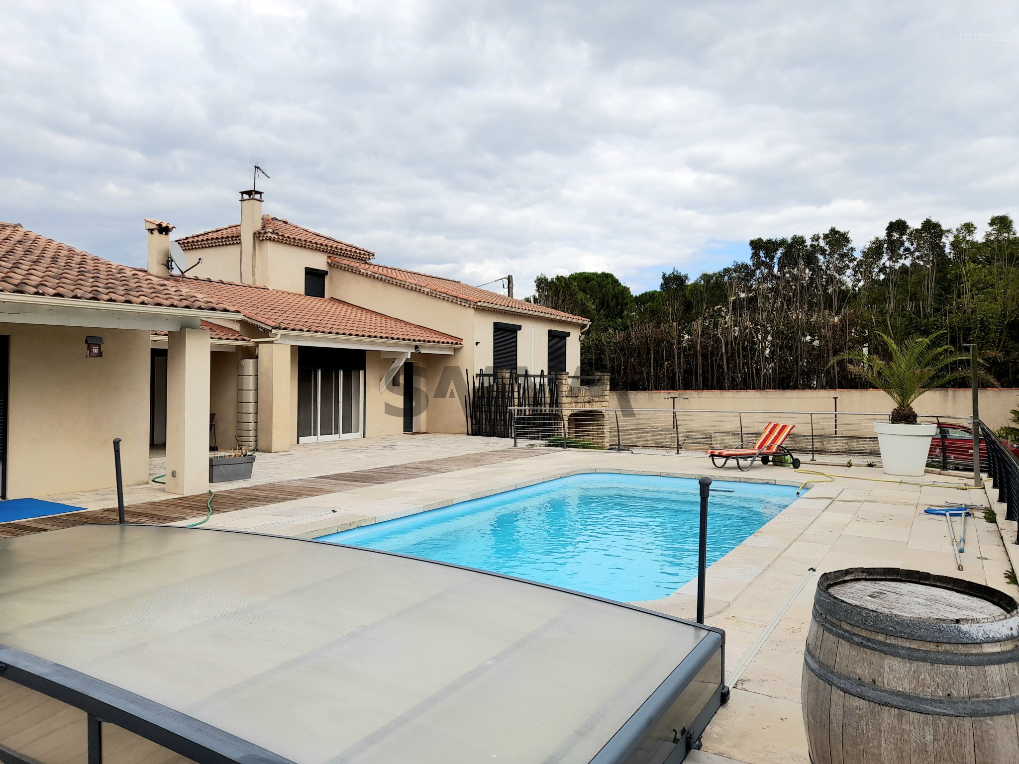 A VENDRE - BELLE VILLA RECENTE AVEC PISCINE ET JARDIN - PROCHE ALES — photo 5