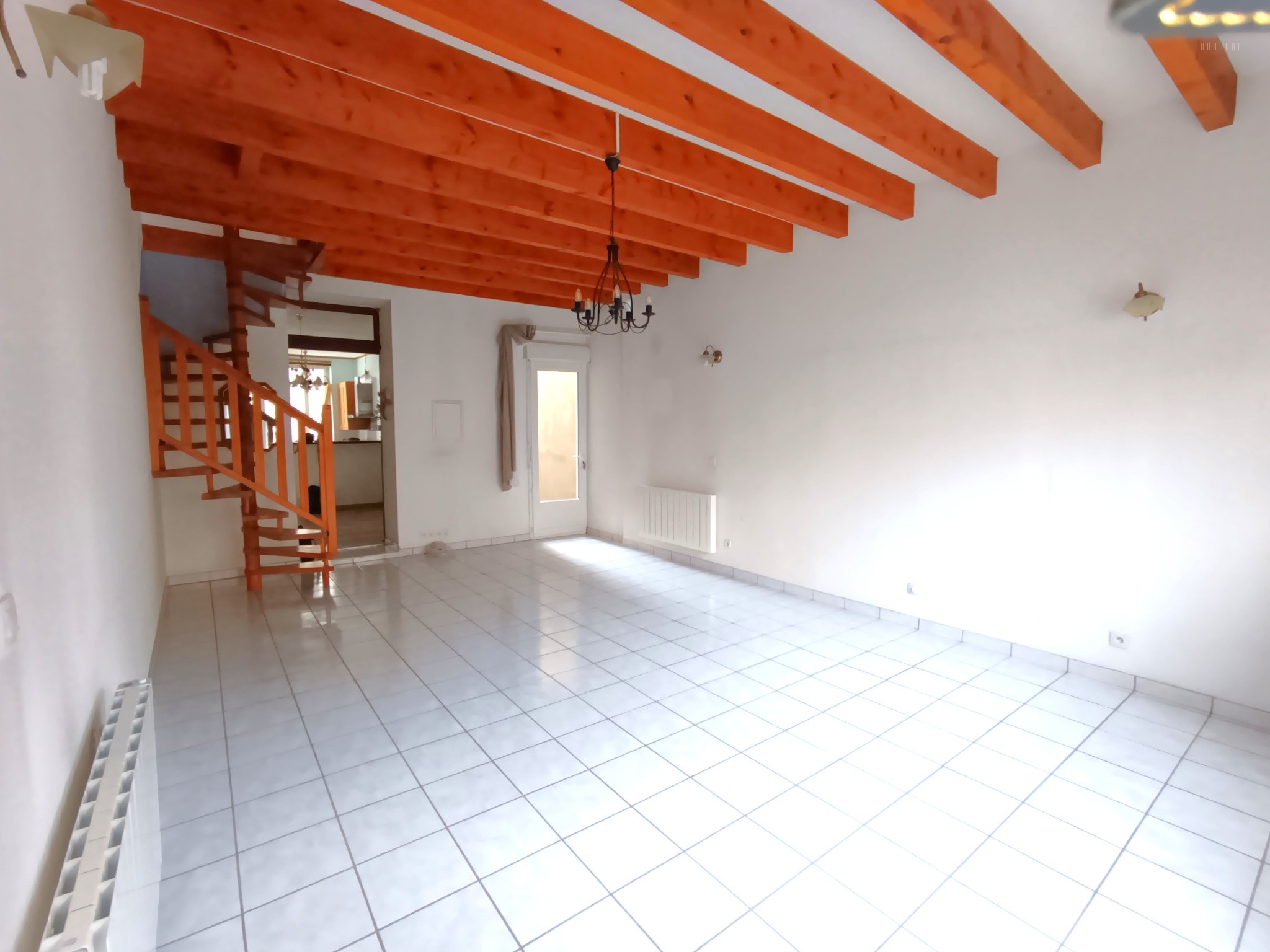 MAISON FAMILIALE 6 PIECES / CHAMALIERES - BEAULIEU / 4 CHAMBRES / CALME / EXTERIEUR ENSOLEILLE — photo 3