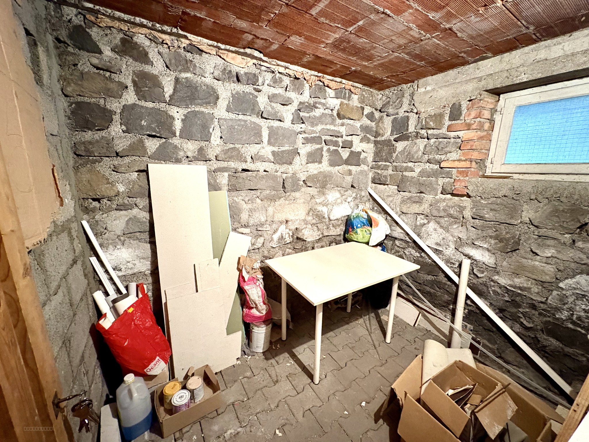 CLERMONT-FERRAND / MONTJUZET / T3 / 2 CHAMBRES / CAVE — photo 8