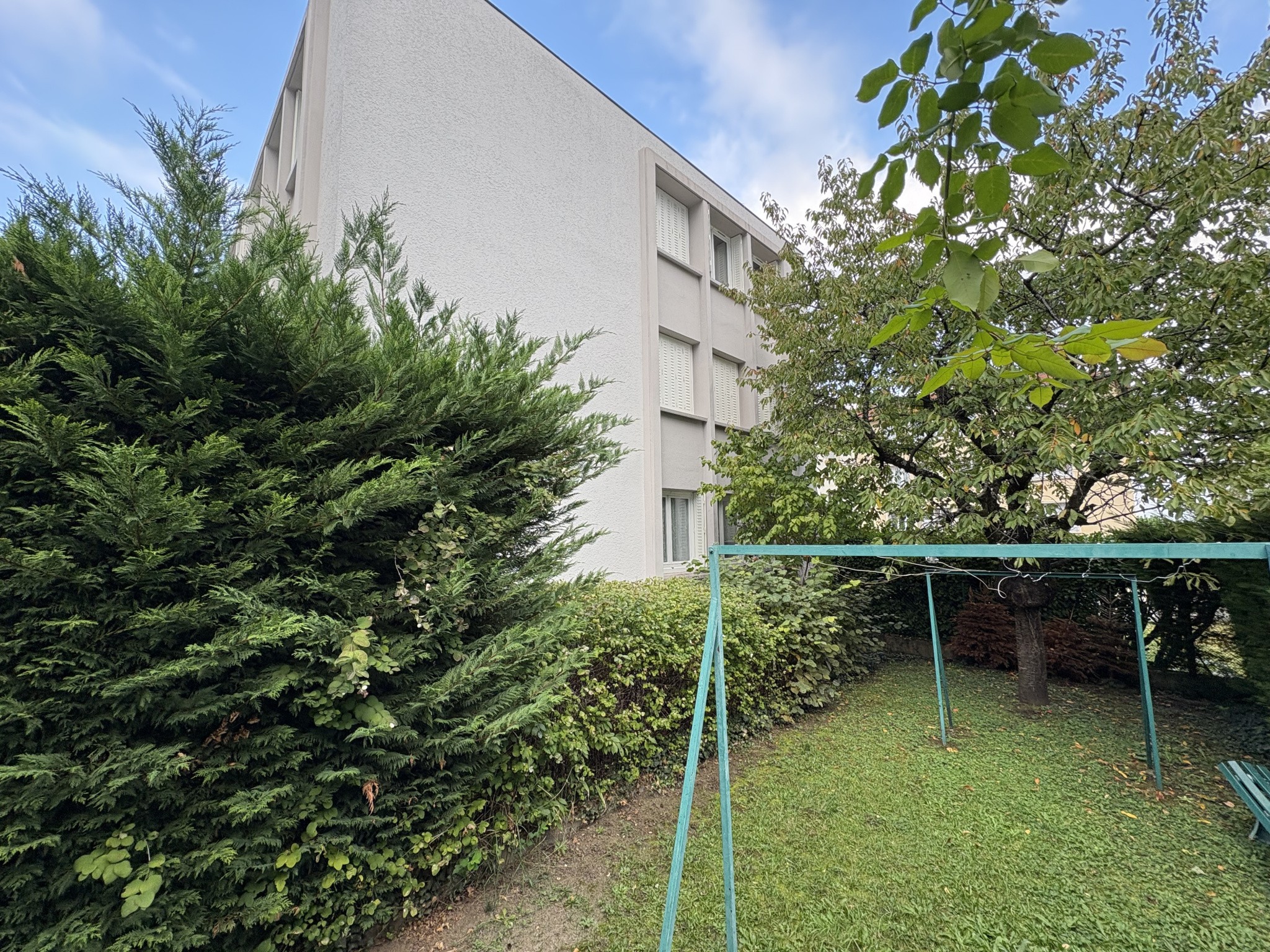 CLERMONT-FERRAND / MONTJUZET / T3 / 2 CHAMBRES / CAVE — photo 9