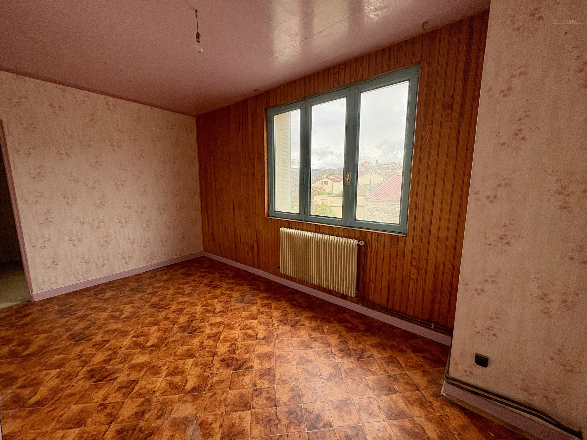LA ROCHE-BLANCHE / MAISON DE BOURG À RÉNOVER / 4 CHAMBRES / BEAU POTENTIEL / IDÉAL INVESTISSEUR OU AMATEUR DE — photo 13