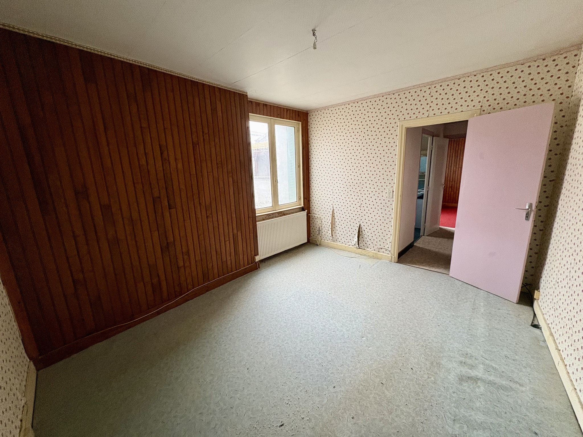 LA ROCHE-BLANCHE / MAISON DE BOURG À RÉNOVER / 4 CHAMBRES / BEAU POTENTIEL / IDÉAL INVESTISSEUR OU AMATEUR DE — photo 11