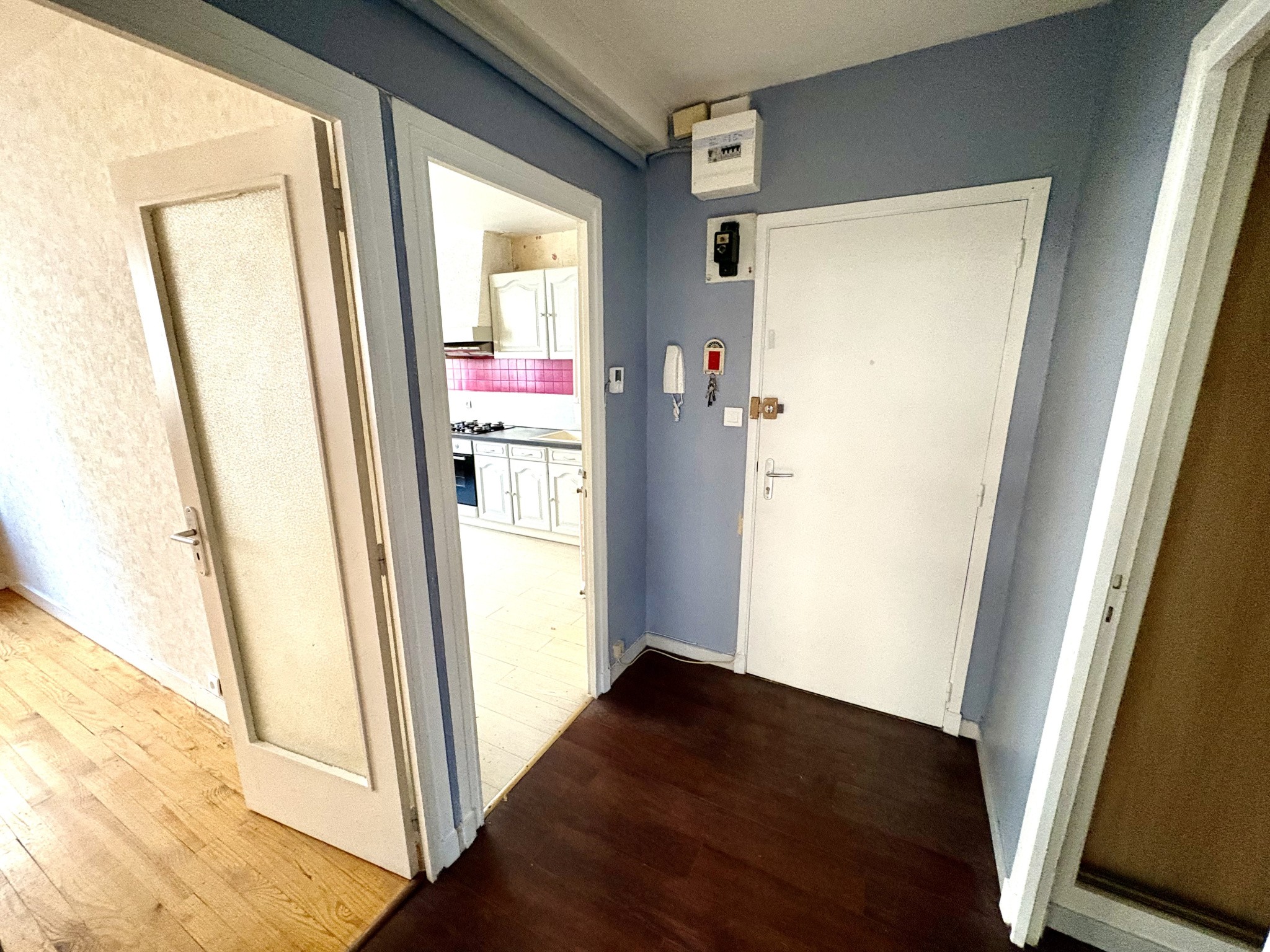 CLERMONT-FERRAND / MONTJUZET / T3 / 2 CHAMBRES / CAVE — photo 2