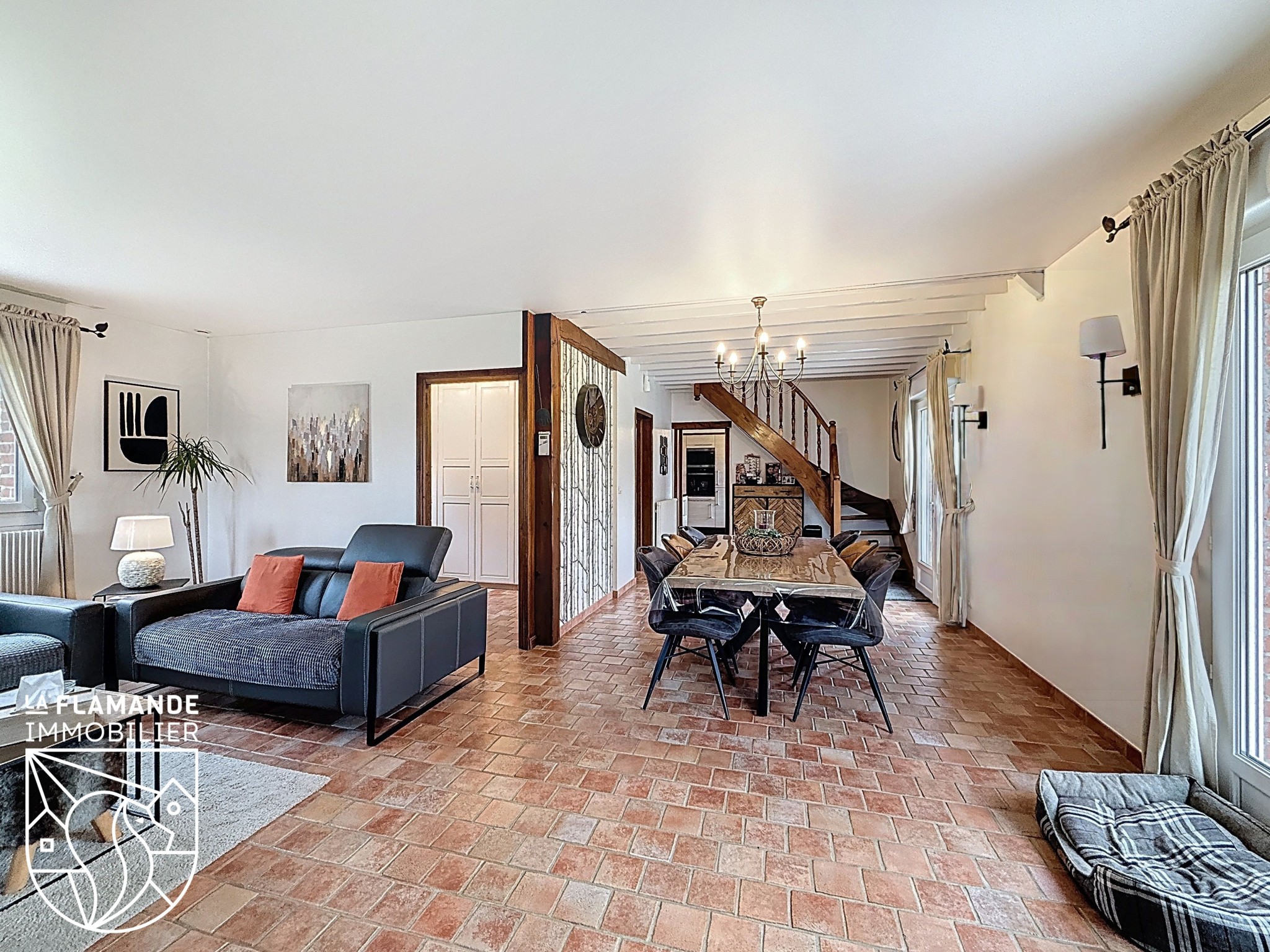 Maison familiale avec jardin et garage à SAINTE-MARIE-CAPPEL — photo 3