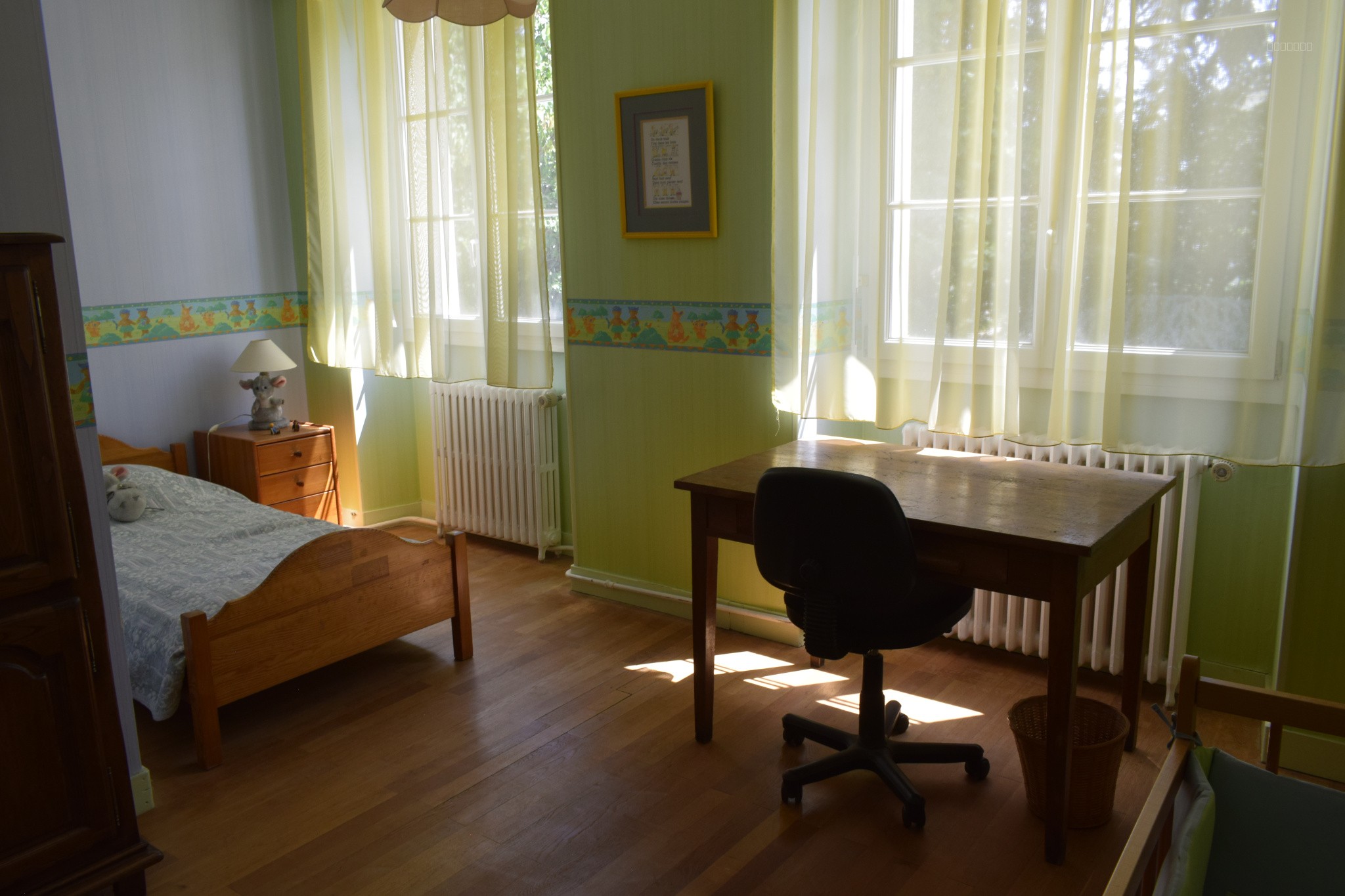 CENTRE BOURG DE RESTIGNE — photo 17