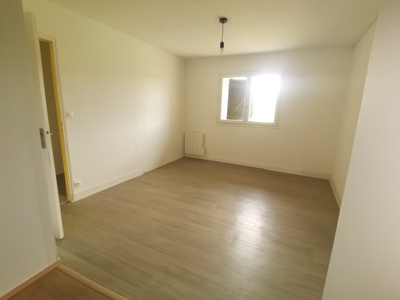 Charmante Maison Familiale avec Piscine et Maison d'Amis sur un Vaste Terrain — photo 16