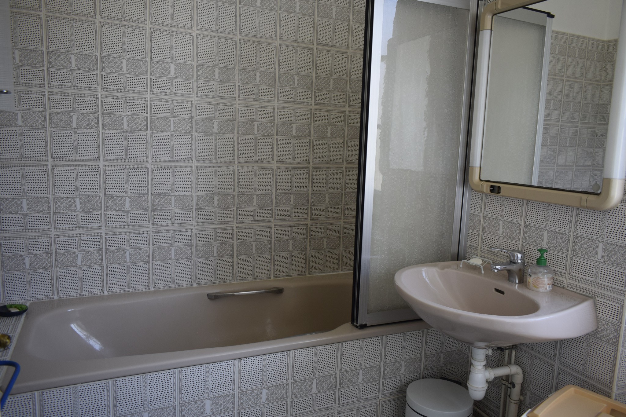 CENTRE BOURG DE RESTIGNE — photo 11