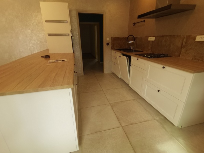 Charmante Maison Familiale avec Piscine et Maison d'Amis sur un Vaste Terrain — photo 14