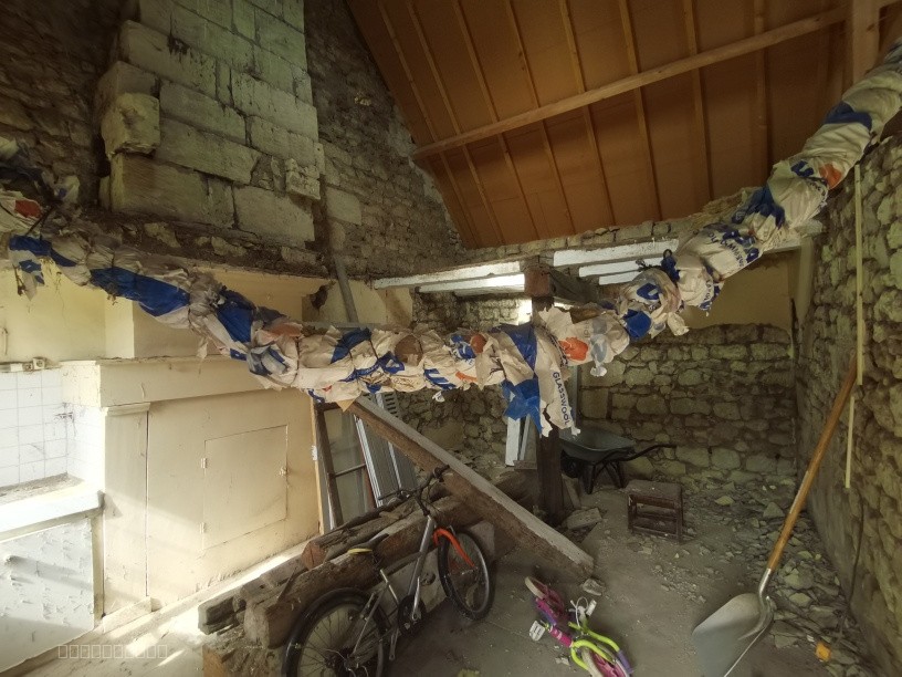 Superbe corps de ferme à finir de restaurer   Énorme potentiel ! — photo 6