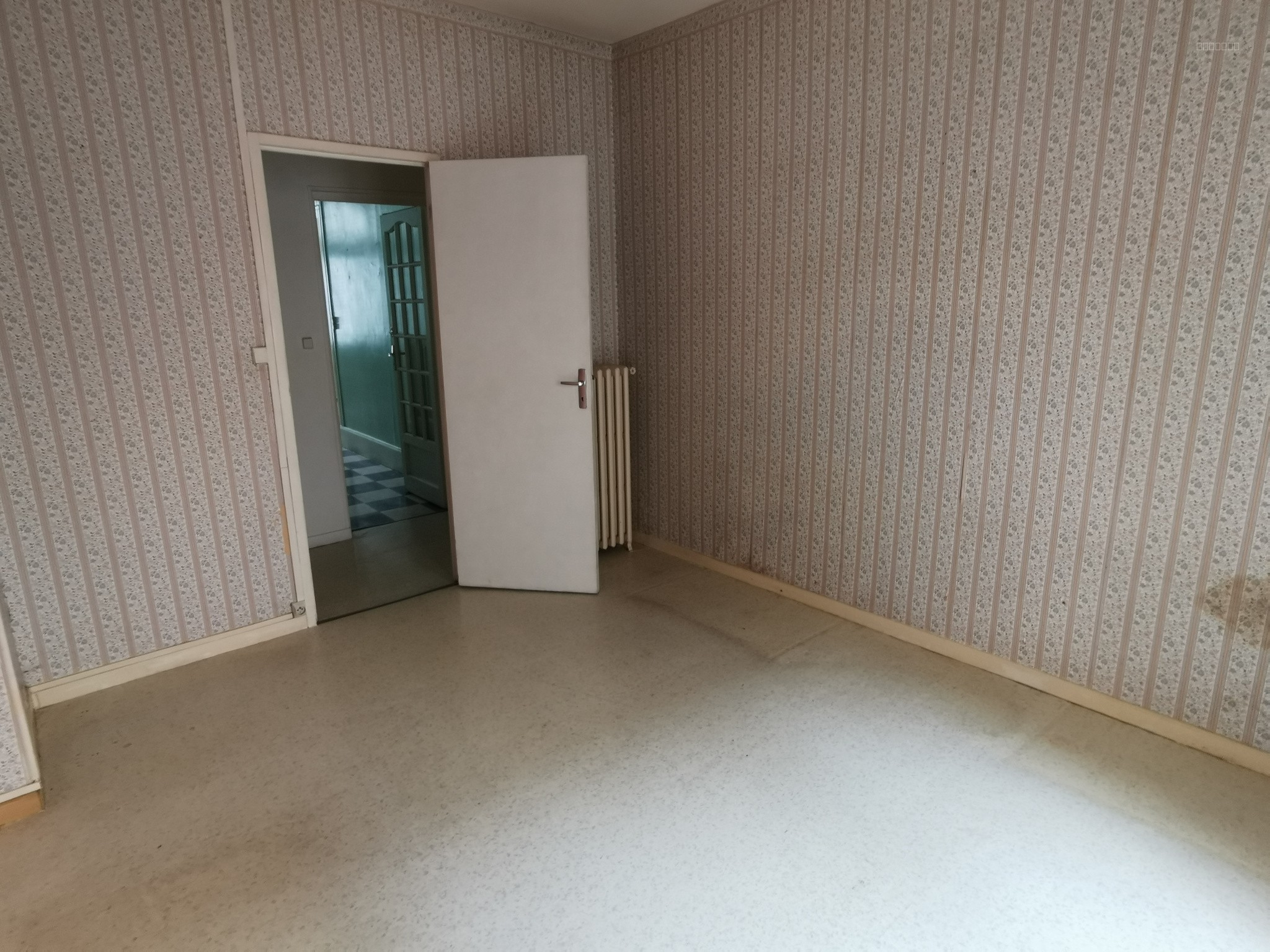 APPARTEMENT AU COEUR DE BOURGUEIL — photo 13