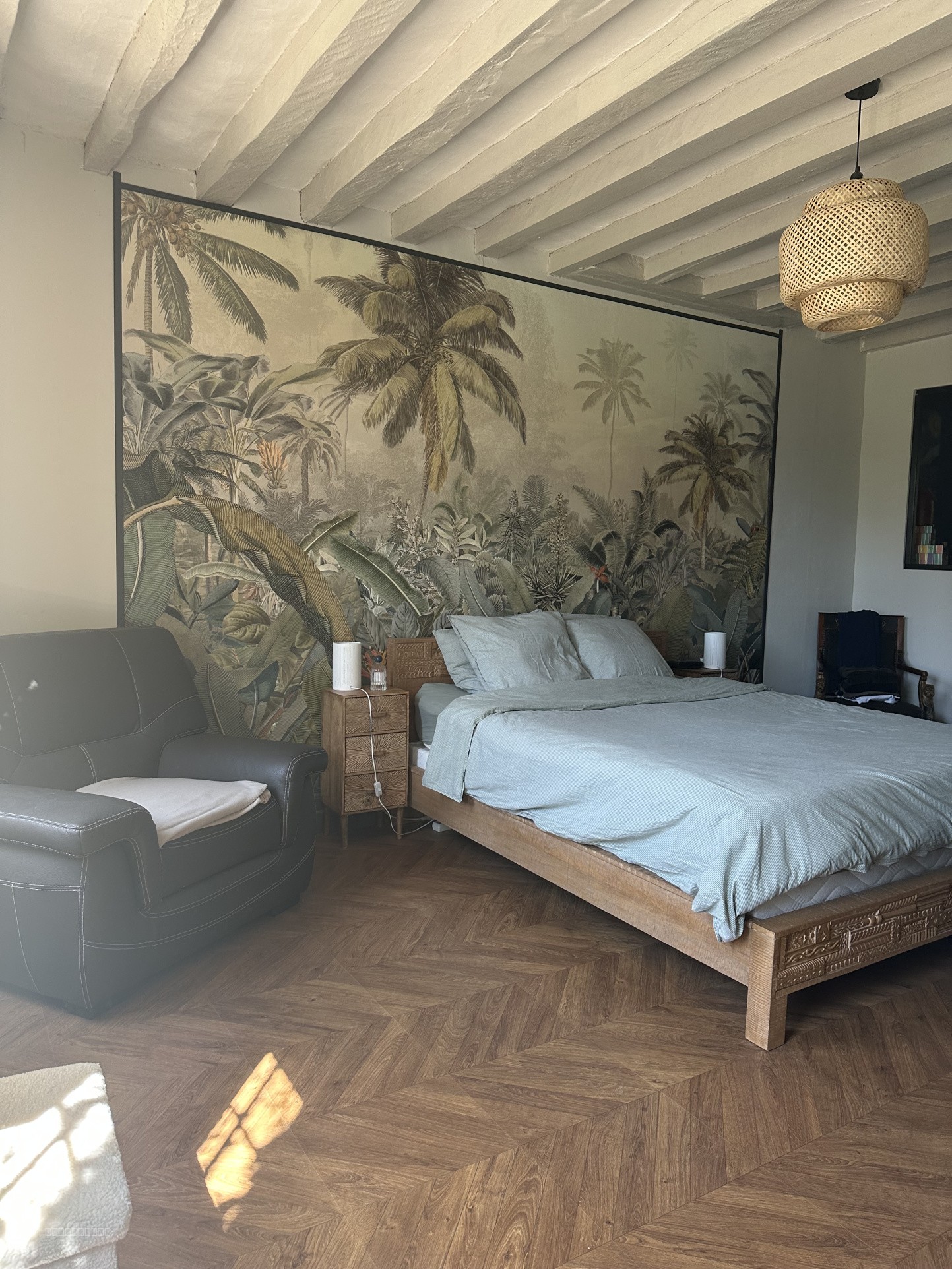 Charmante Maison Ancienne sur Parc Arboré de 4800 m2 à deux pas du centre d'AVOINE — photo 10