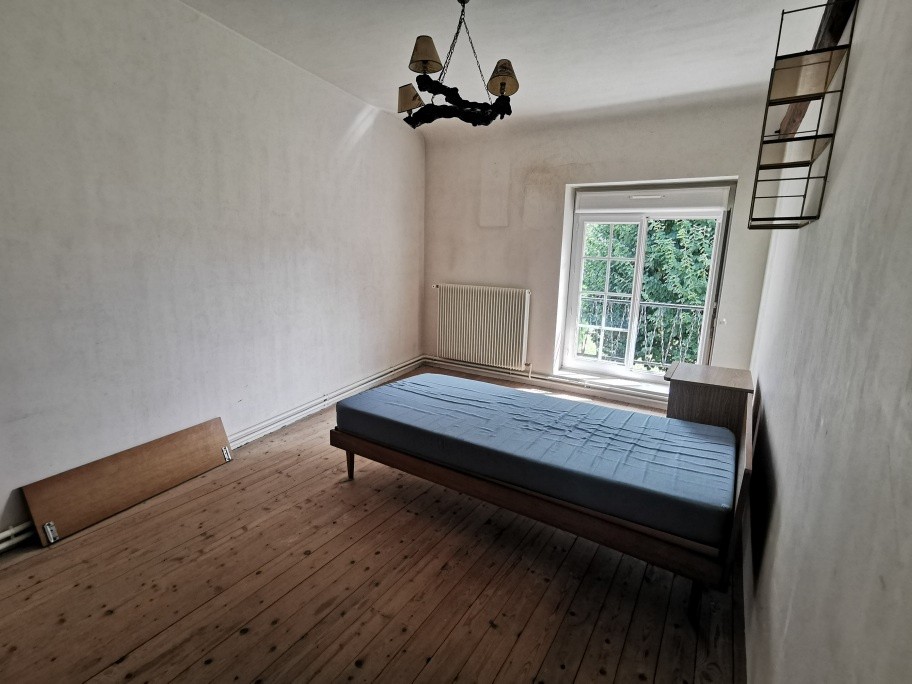 MAISON ANCIENNE AVEC DEPENDANCE — photo 7