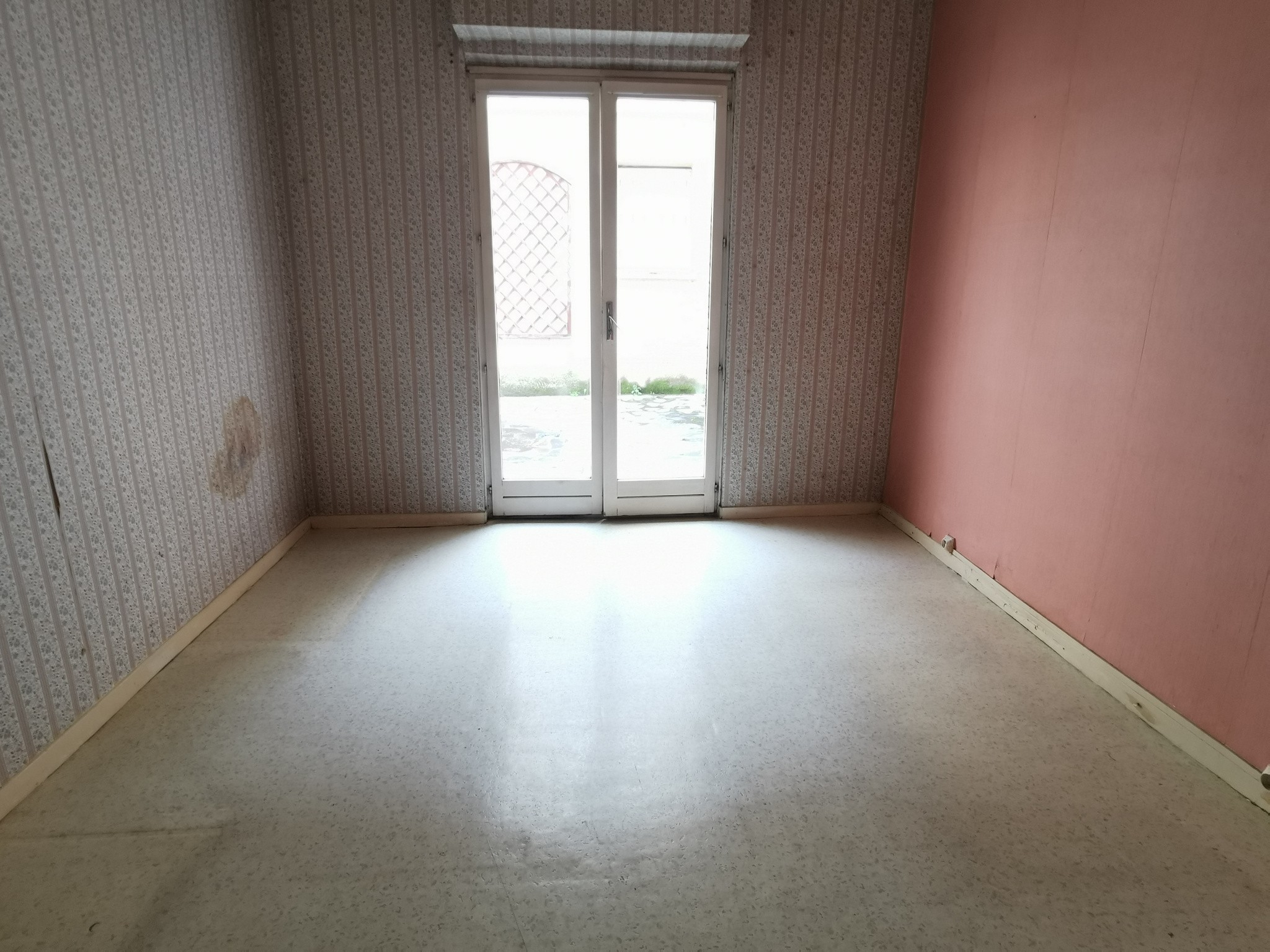 APPARTEMENT AU COEUR DE BOURGUEIL — photo 12