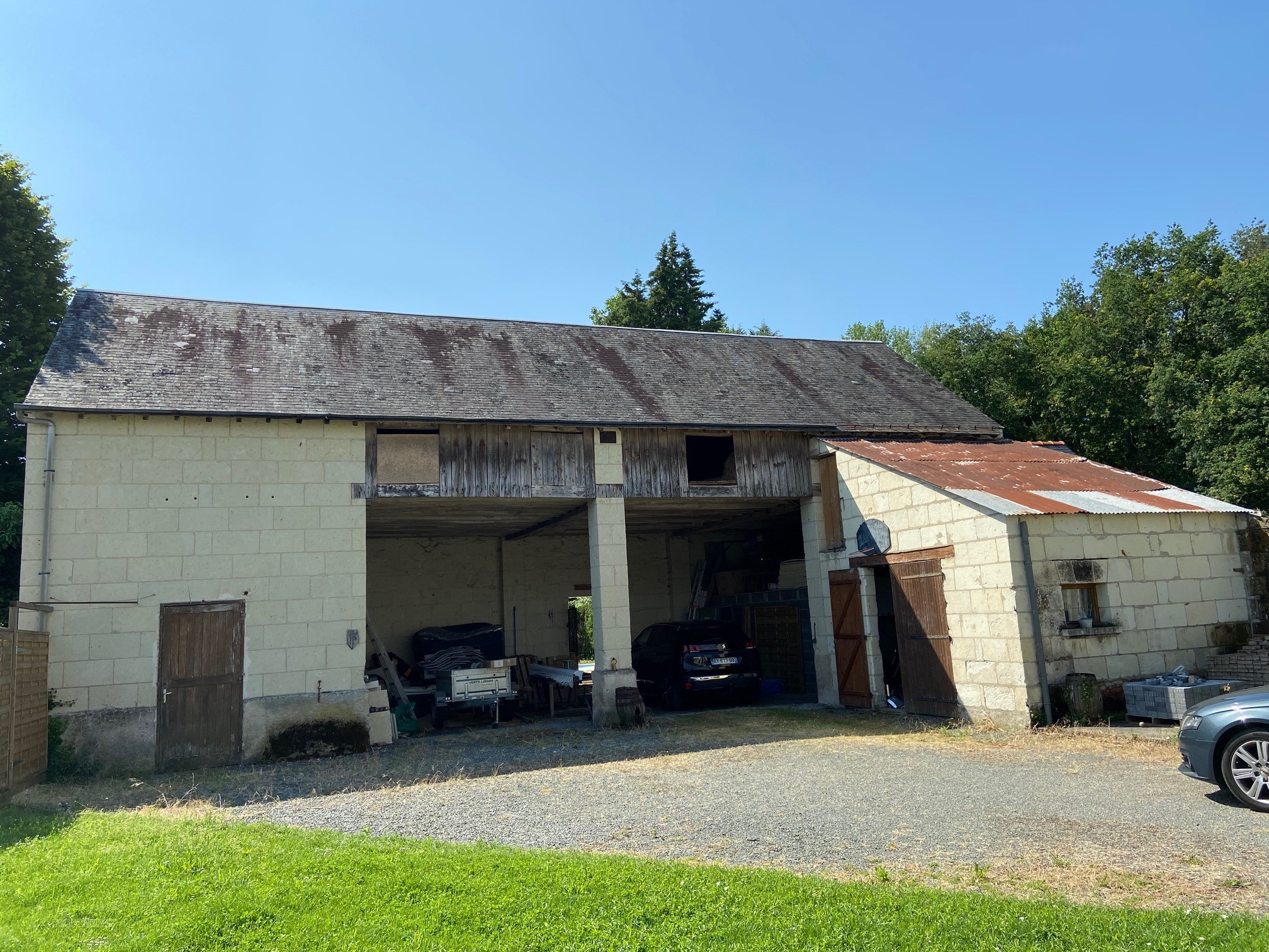 PROCHE BOURG D'AVOINE — photo 10