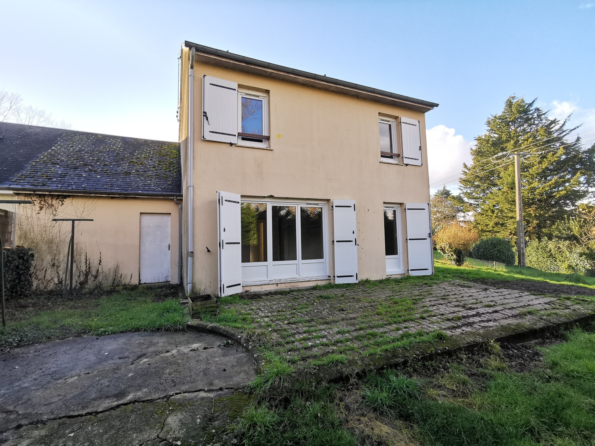 MAISON DE PLAIN-PIED SITUEE DANS UN HAMEAU A 10 MINUTES DE BOURGUEIL — photo 4