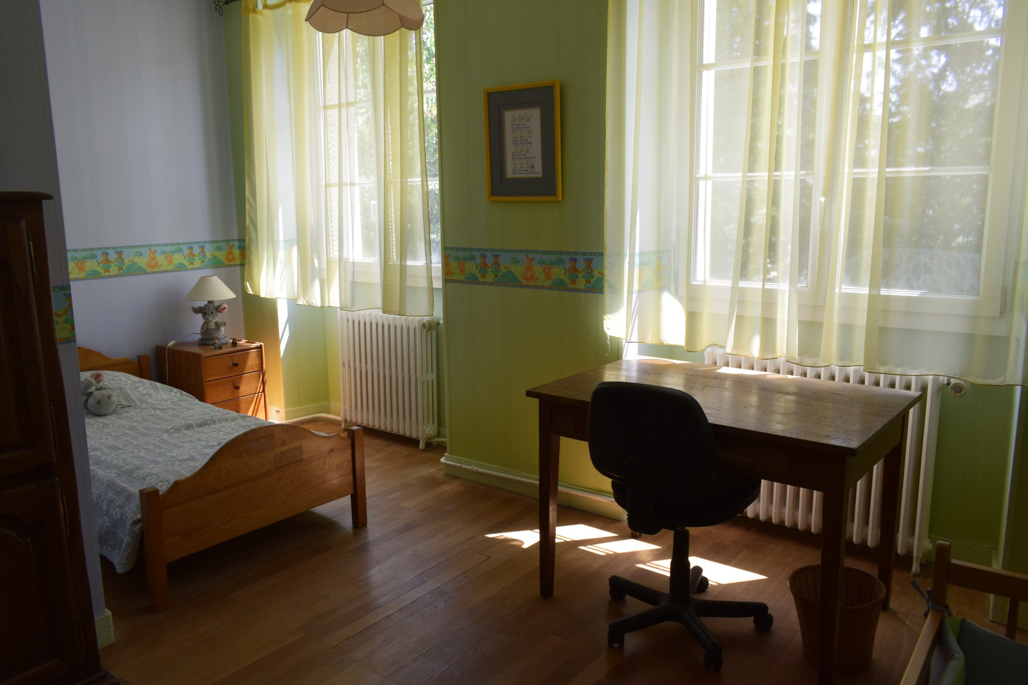 CENTRE BOURG DE RESTIGNE — photo 19
