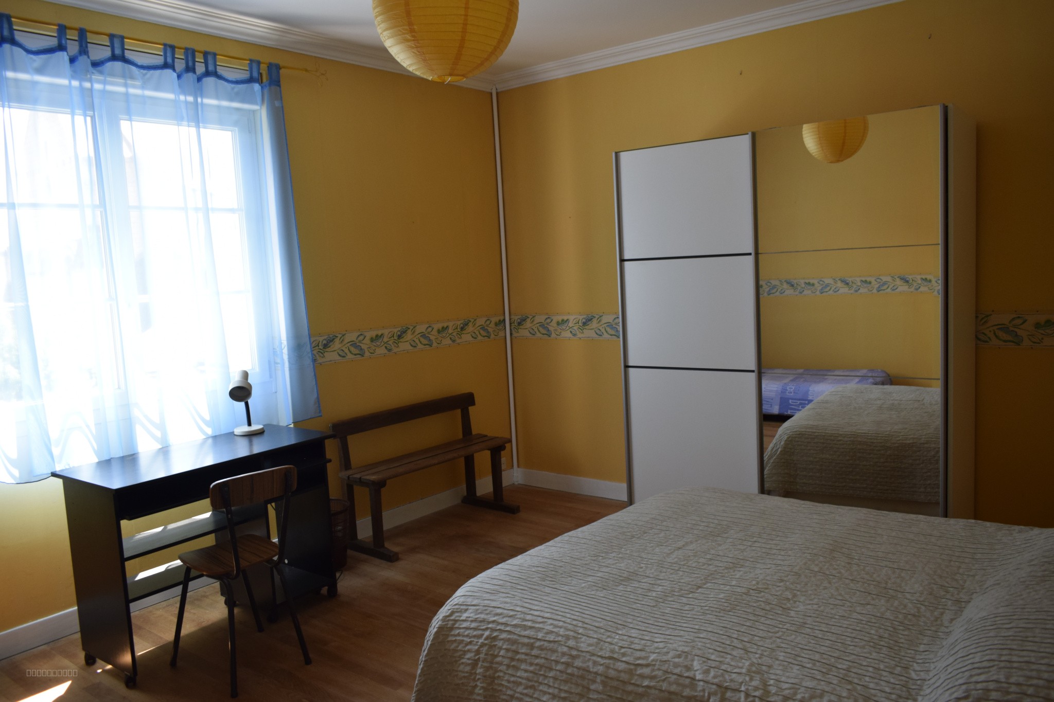 CENTRE BOURG DE RESTIGNE — photo 20