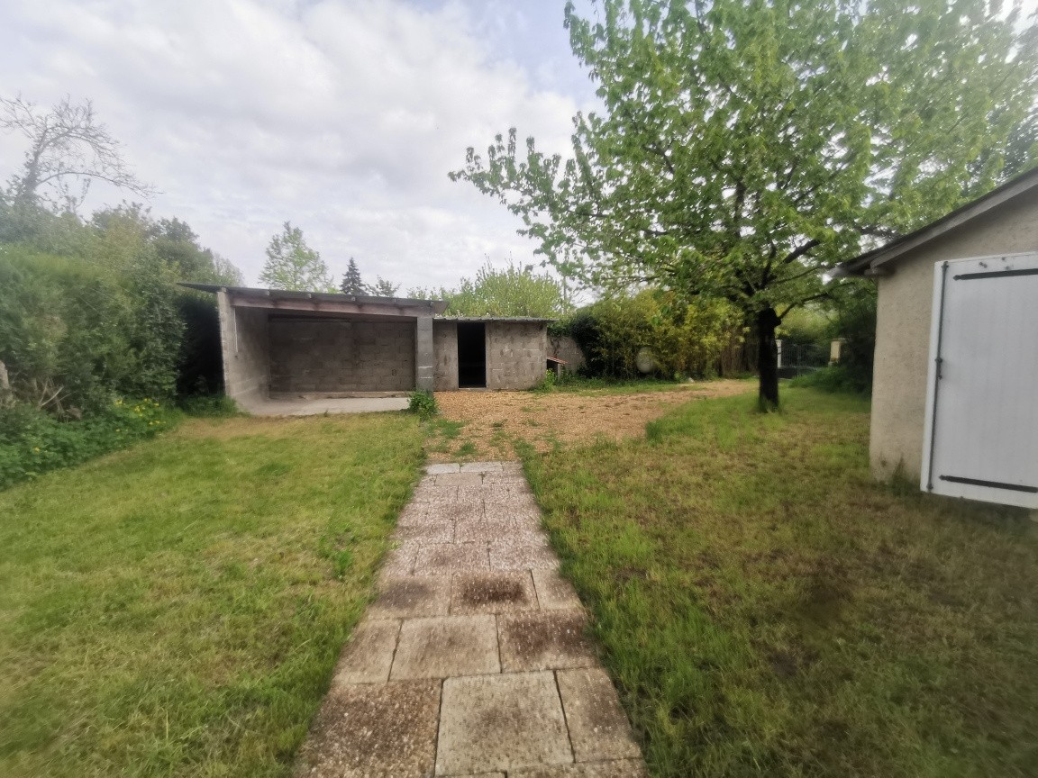 Maison Ancienne avec Jardin Clos   Idéale Résidence Principale ou Secondaire — photo 10