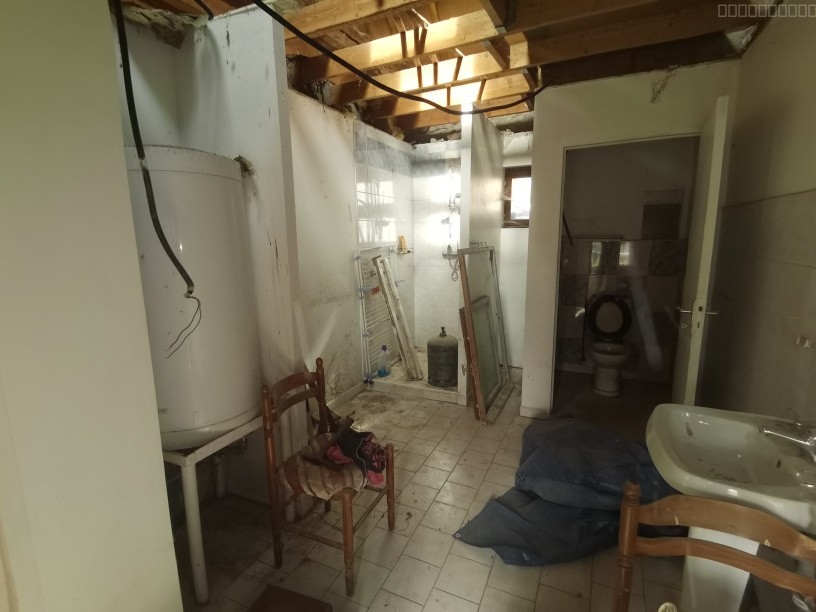 Superbe corps de ferme à finir de restaurer   Énorme potentiel ! — photo 5