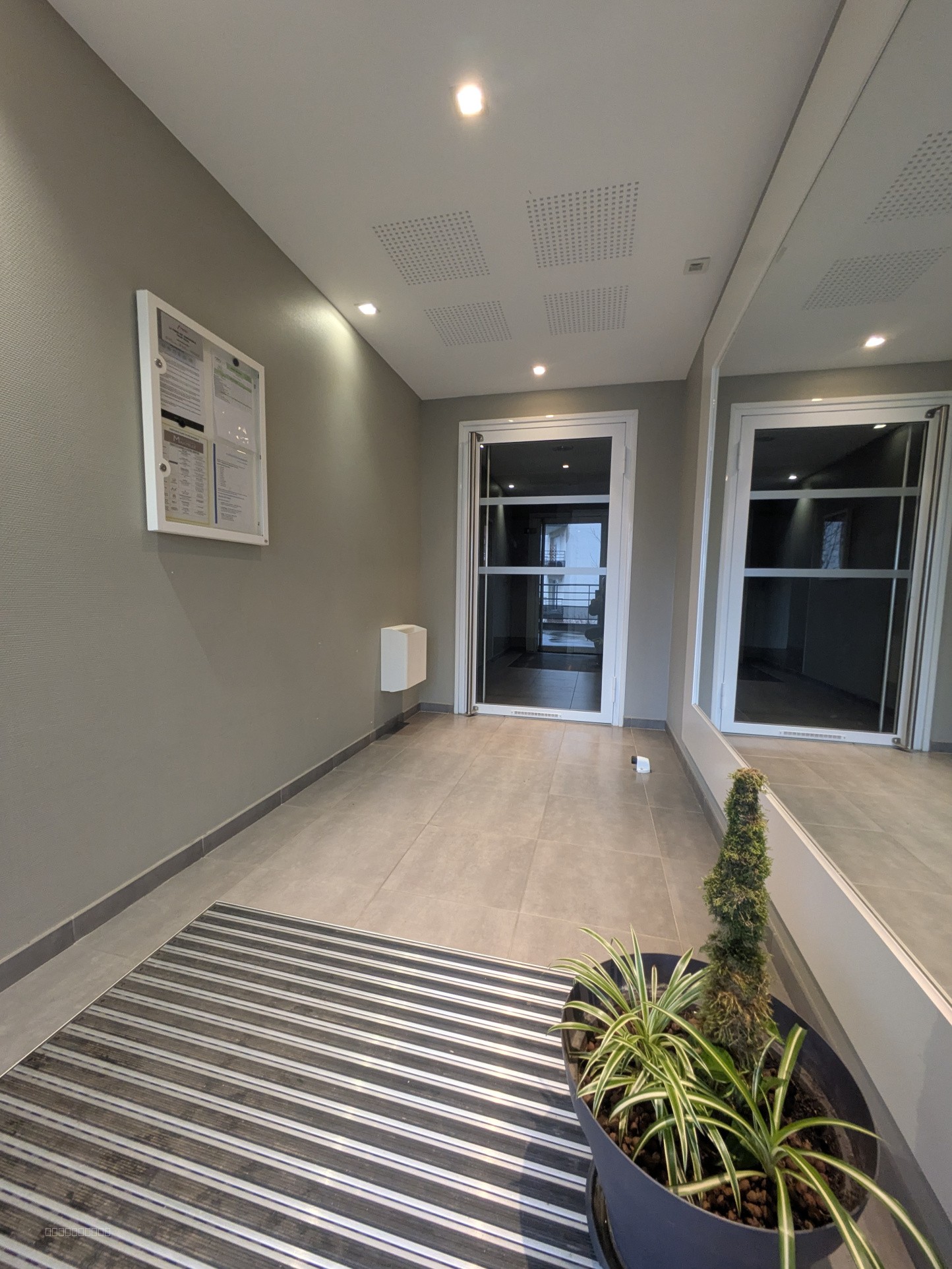 A VENDRE LE MANS - APPARTEMENT TYPE 3  PMR  AVEC BALCON ET PARKING — photo 10