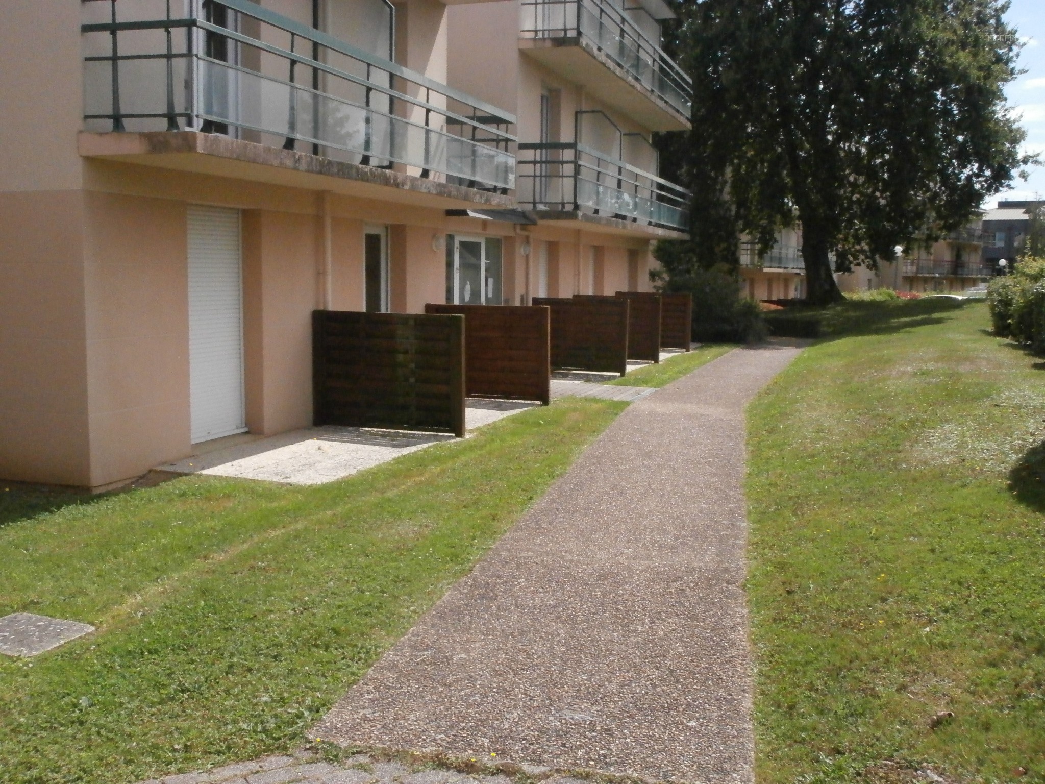 A LOUER LE MANS UNIVERSITE STUDIO AVEC PARKING — photo 7