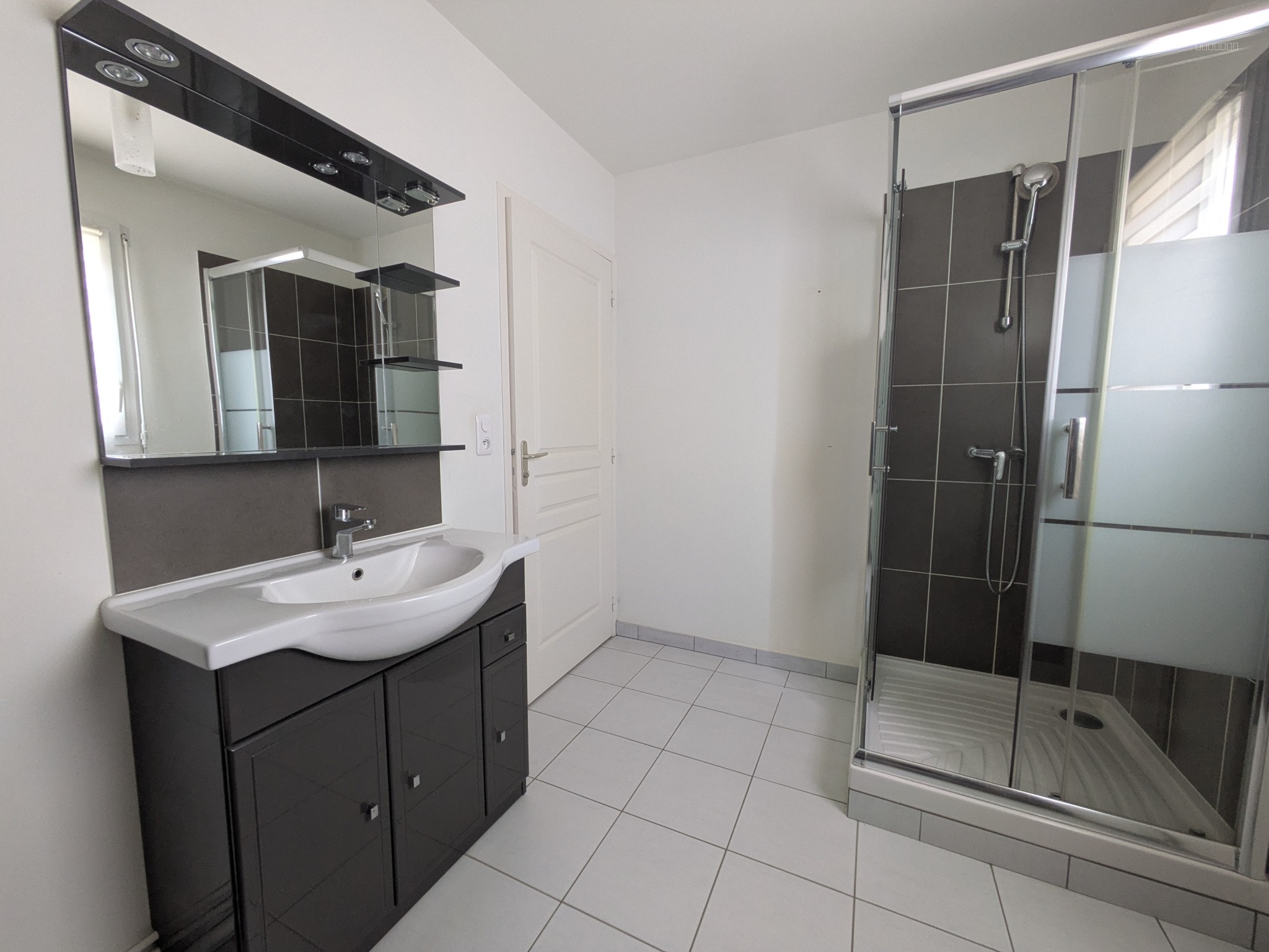 A VENDRE LE MANS - PAVILLON PMR 3 CHAMBRES GARAGE JARDIN — photo 7