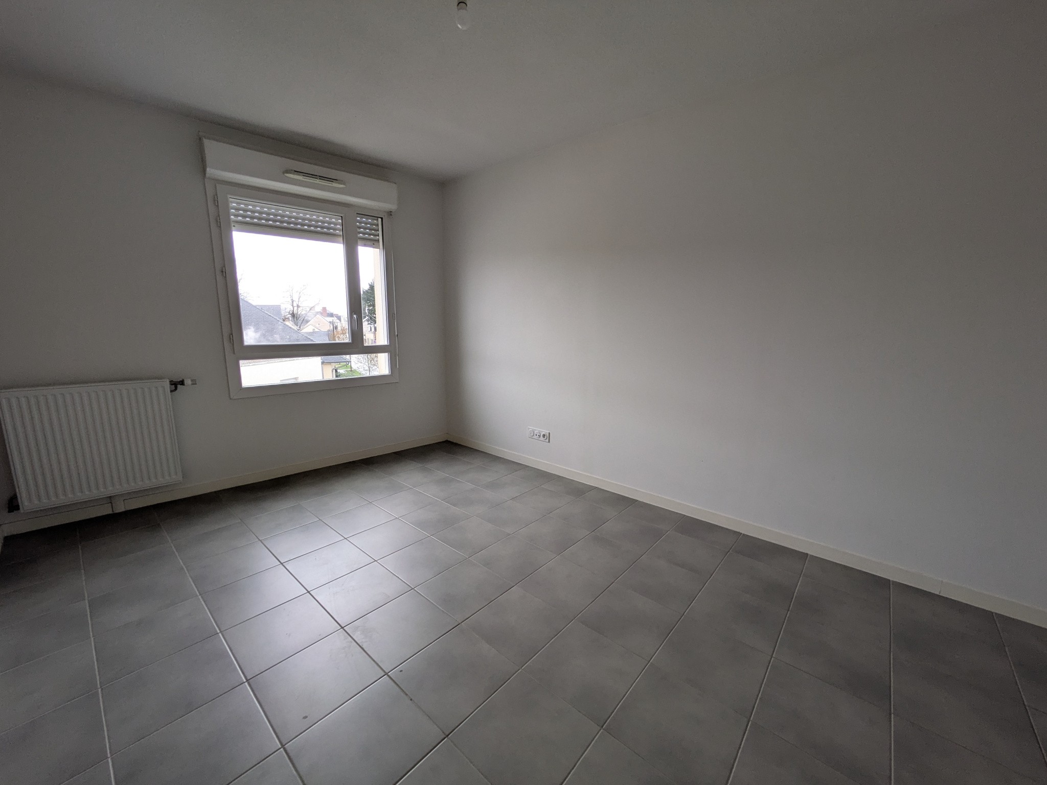 A VENDRE LE MANS - APPARTEMENT TYPE 3  PMR  AVEC BALCON ET PARKING — photo 9