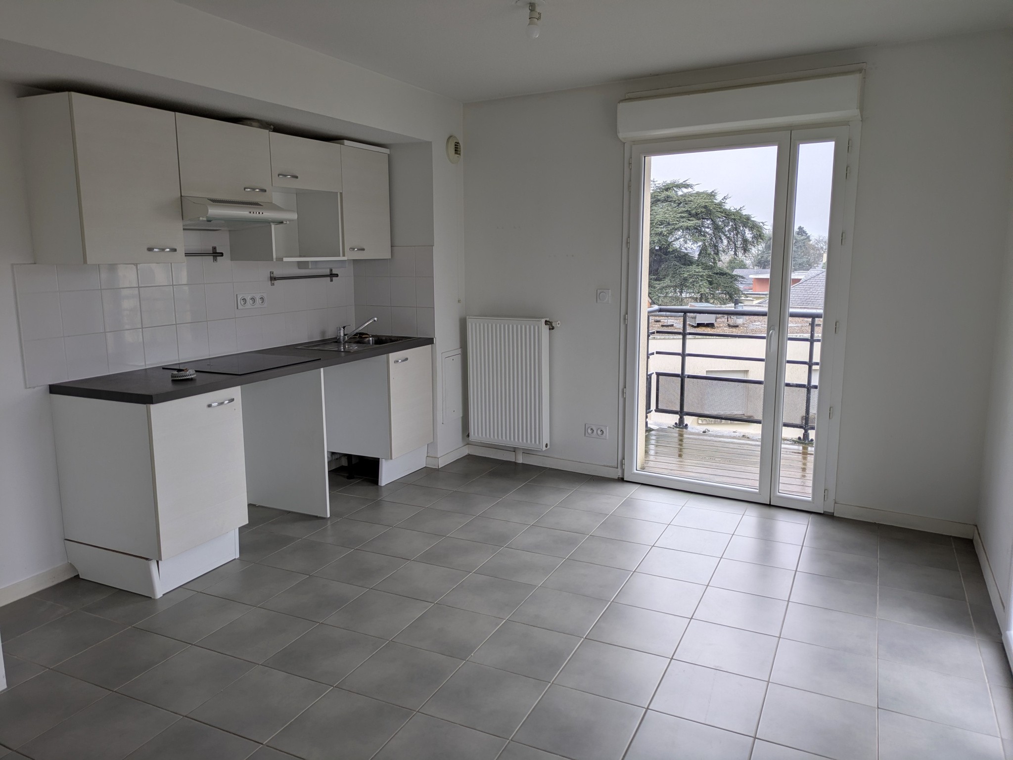 A VENDRE LE MANS - APPARTEMENT TYPE 3  PMR  AVEC BALCON ET PARKING — photo 4