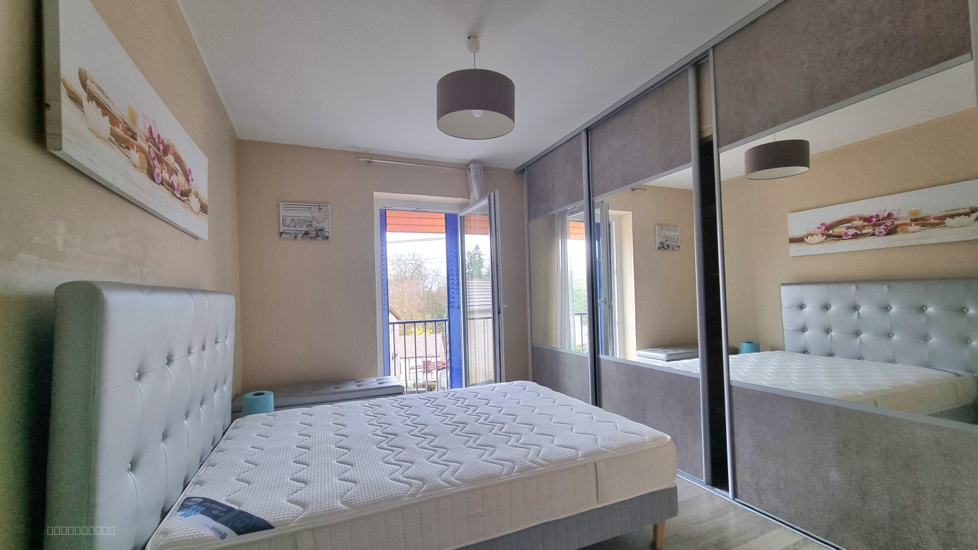 Superbe appartement meublé moderne T3 de 50m2 à Louer à Dole - Rue des Commards — photo 4