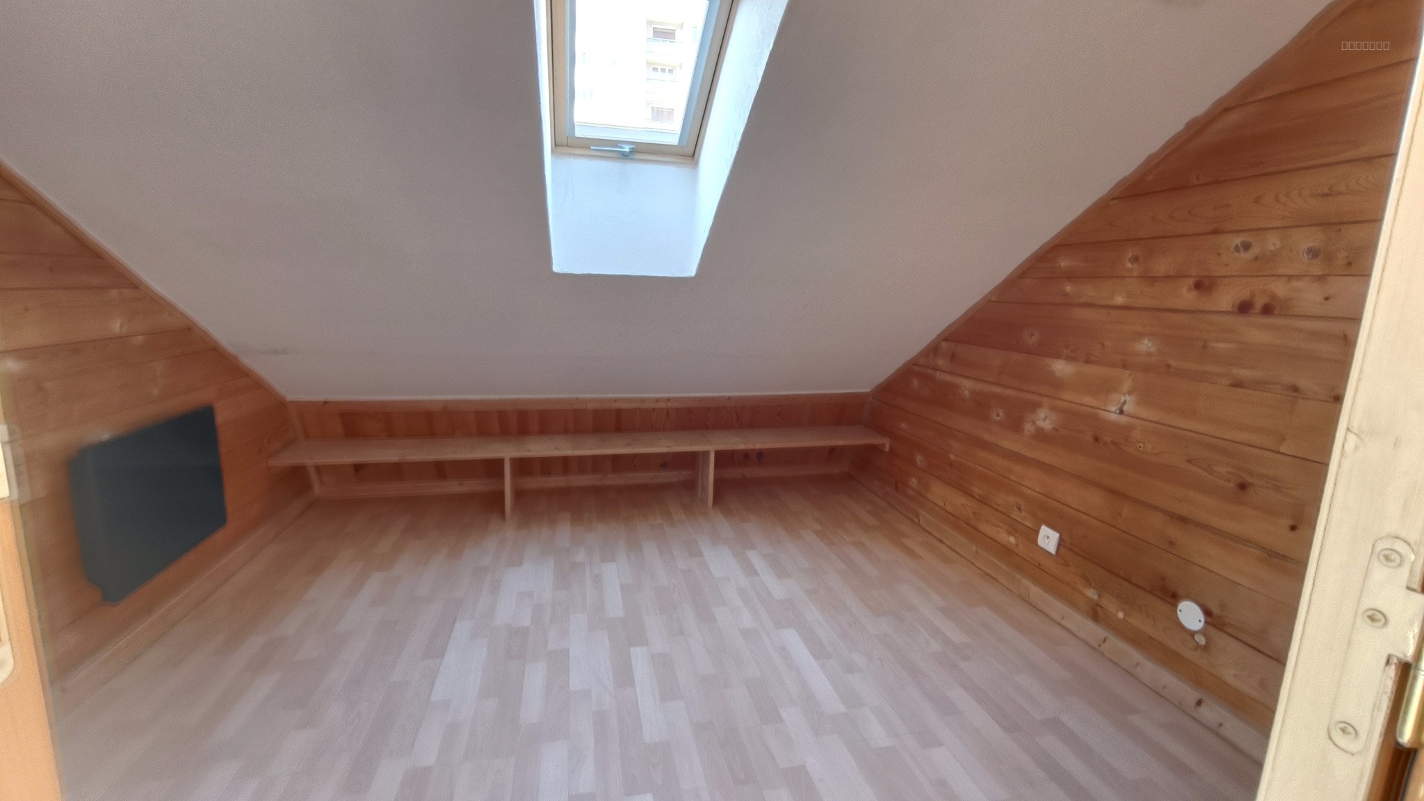 A vendre, quartier Chaprais à Besançon, appartement cosy au dernier étage avec 2 chambres — photo 5