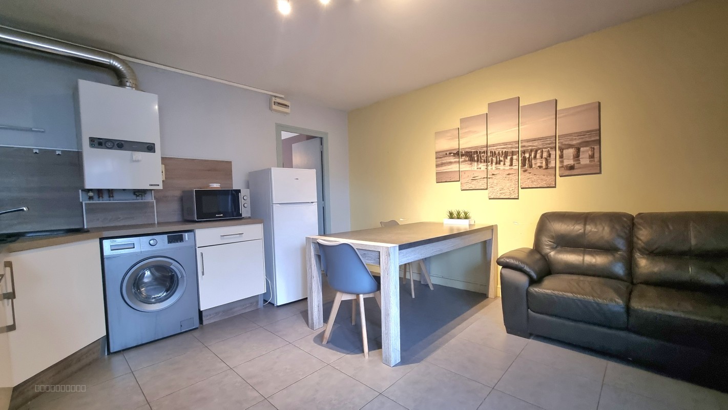 A louer à DOLE, appartement meublé T2 de 39m2 avec terrasse privative — photo 6