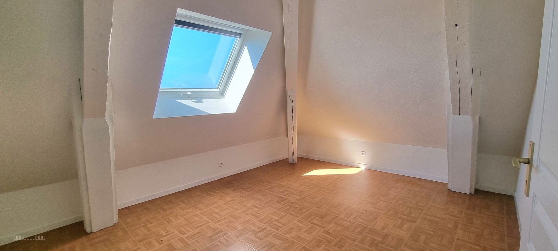 A Franois, idéal investisseur ! Appartement T2 lumineux et fonctionnel — photo 8