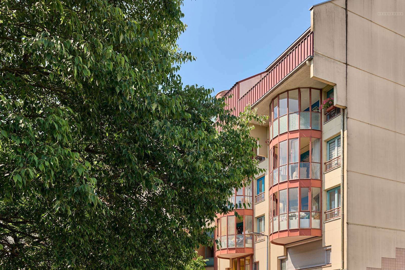 À Vendre à BESANCON : appartement T4, spacieux et lumineux avec garage - Rue André Malraux — photo 15