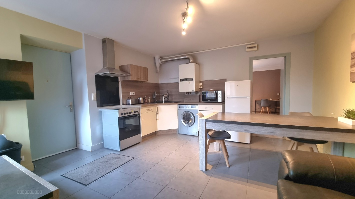 A louer à DOLE, appartement meublé T2 de 39m2 avec terrasse privative — photo 2